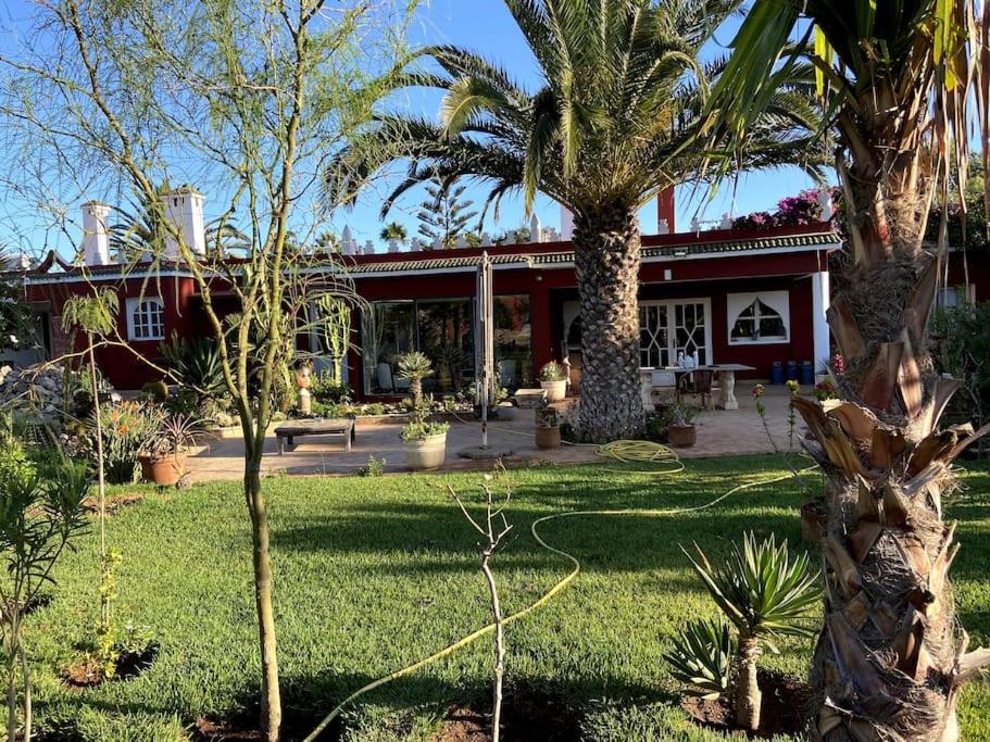 Villa photo 3