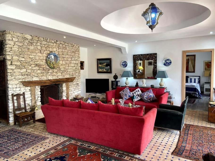 Villa photo 1