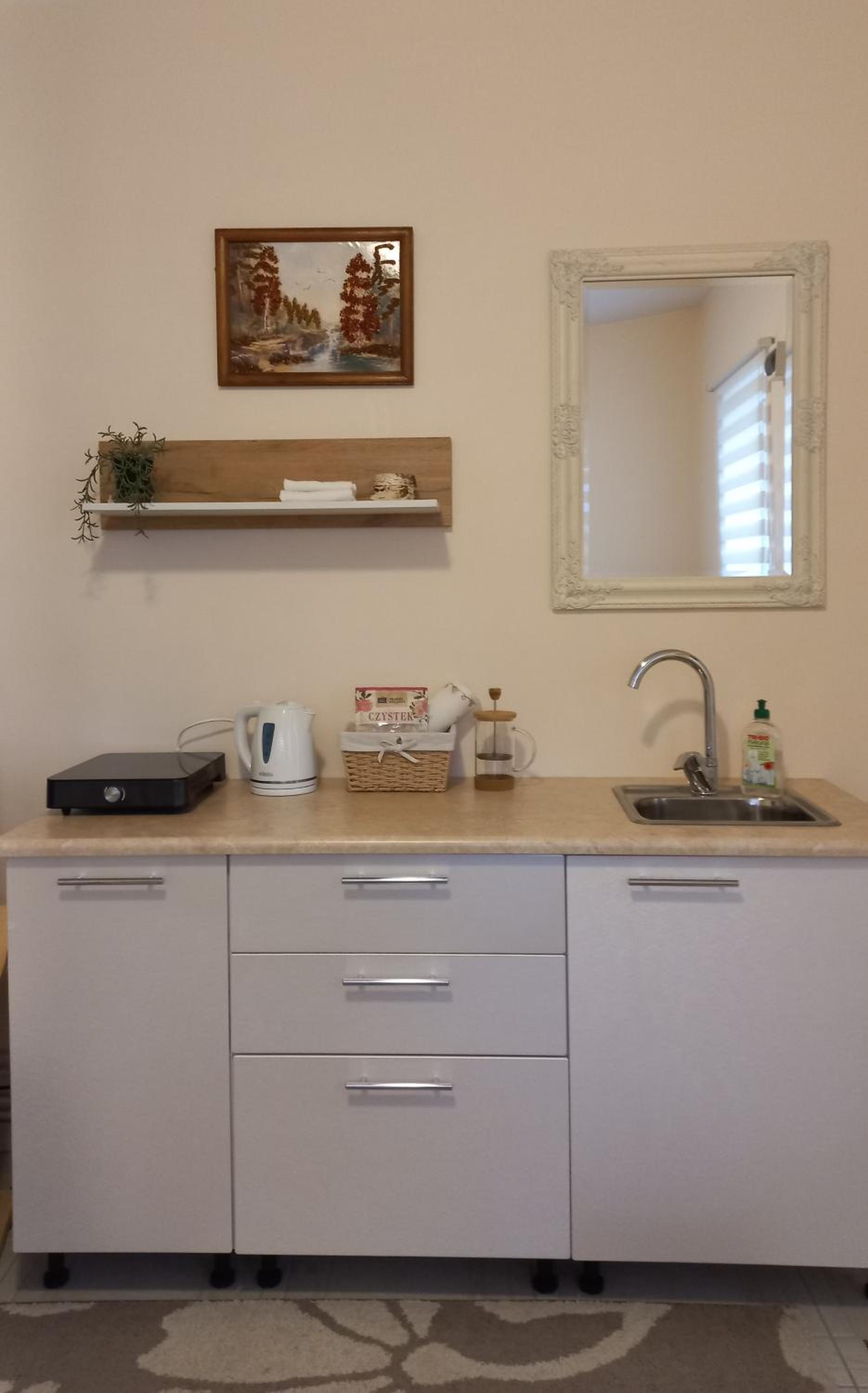 One-Bedroom House - Photo 15