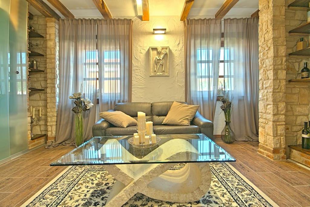 Two-Bedroom Villa photo 3