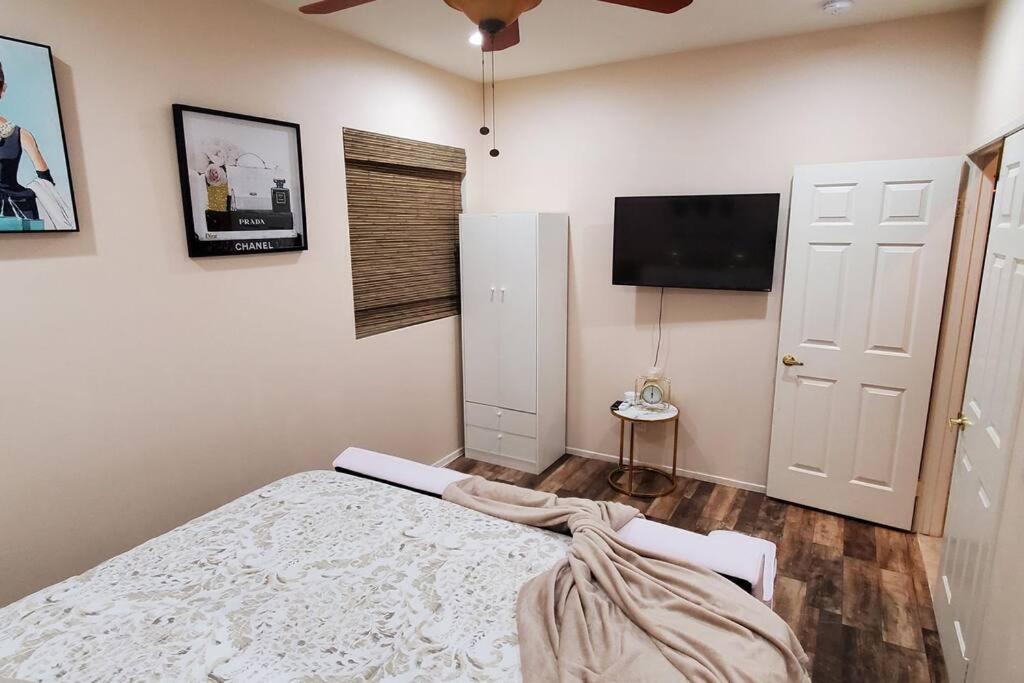 Four-Bedroom House photo 1