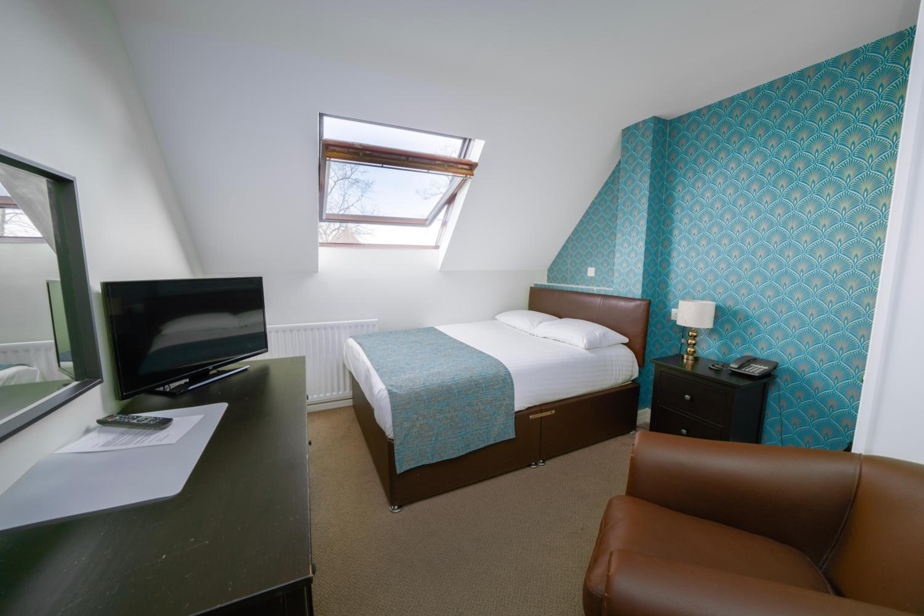 Small Double Room photo 2