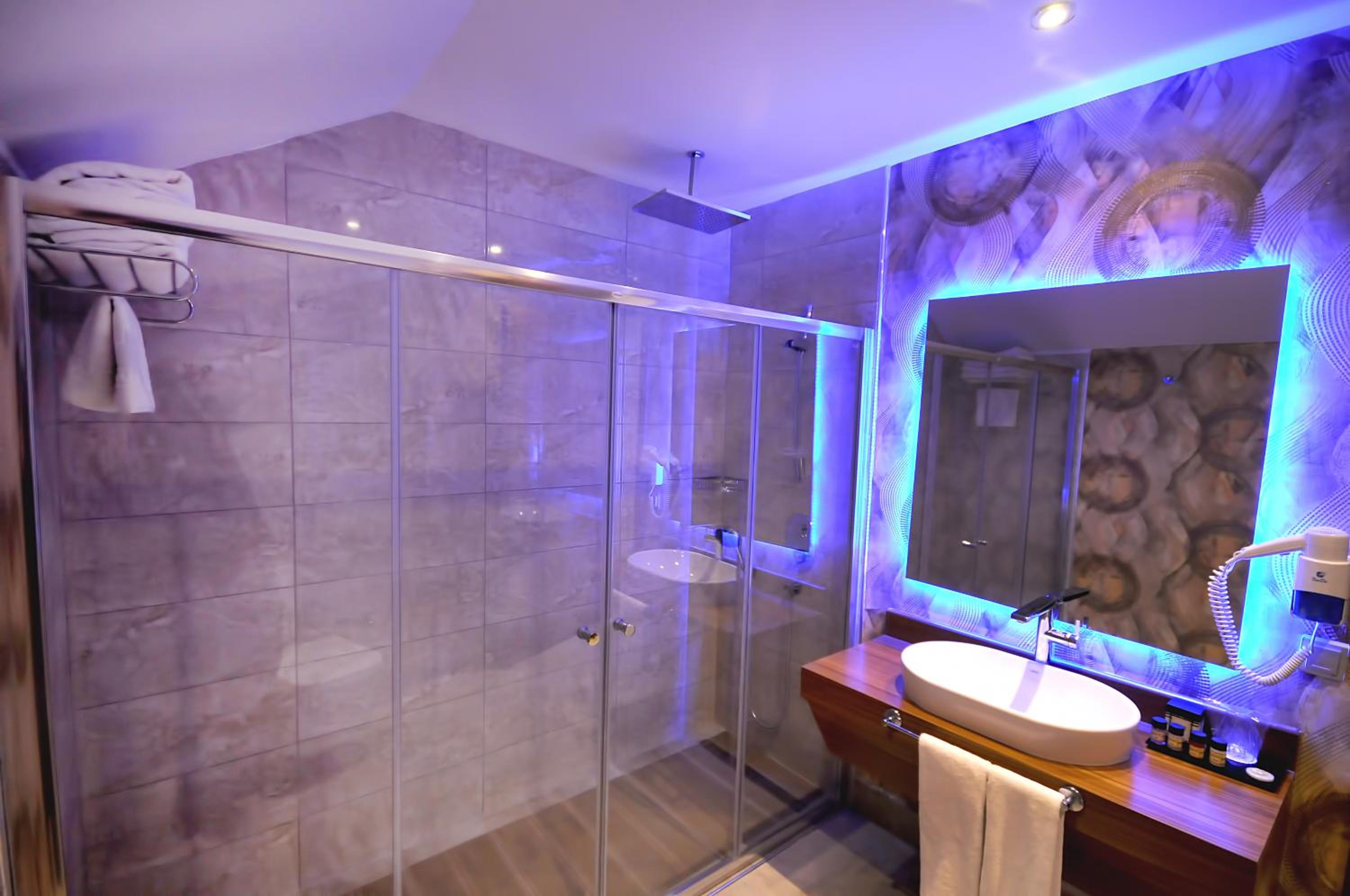 Standard Triple Room - Photo 3