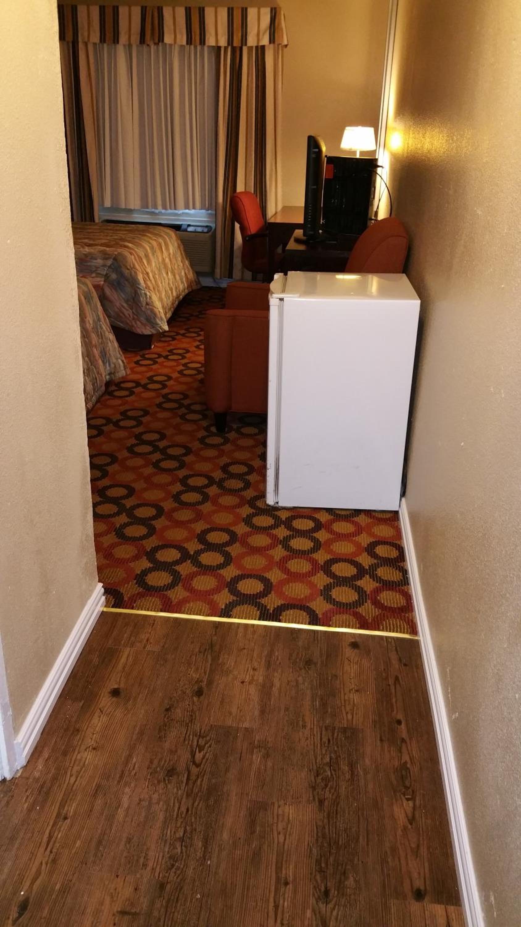 Double Room with Two Double Beds - Photo 3