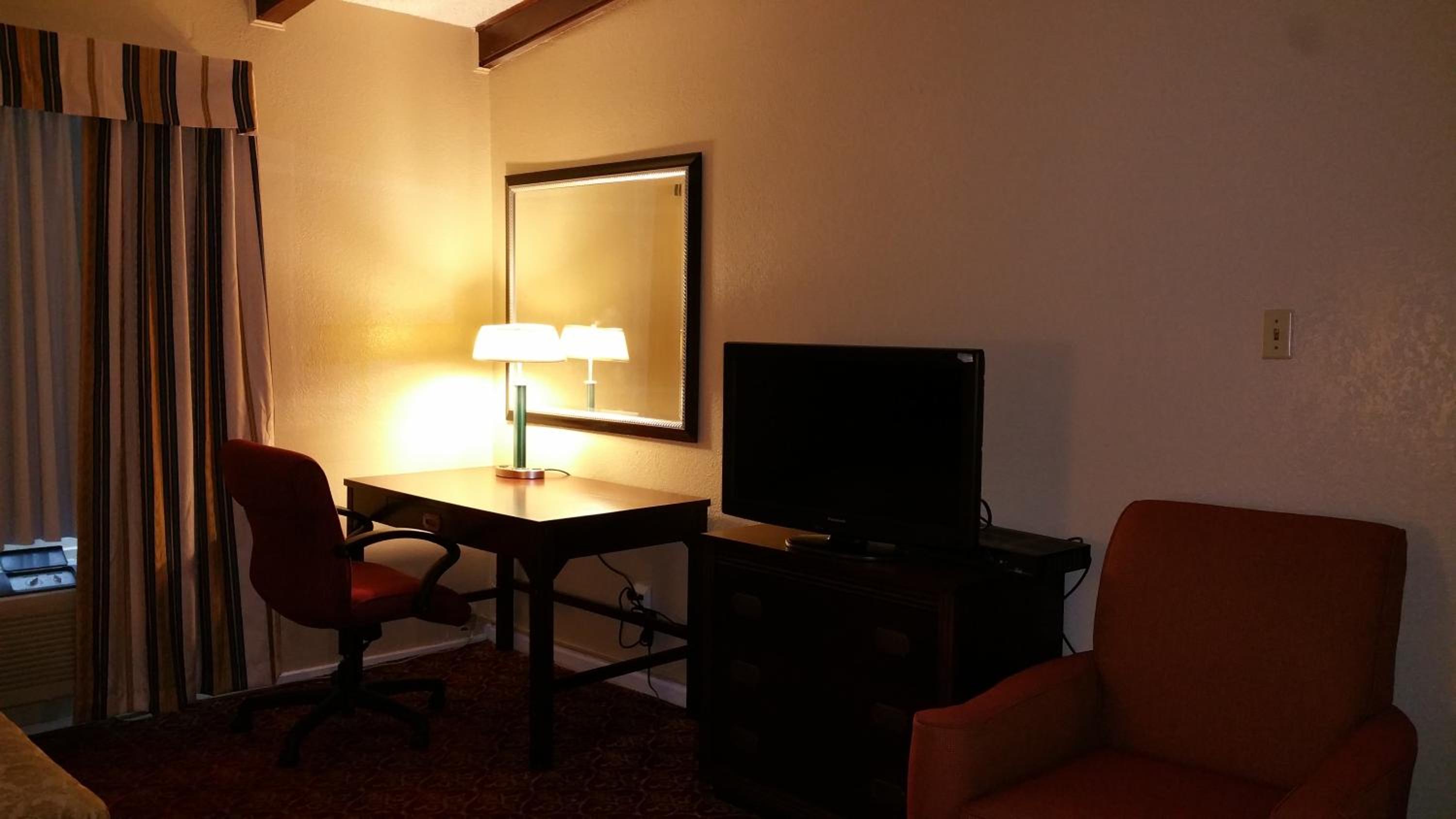 Double Room with Two Double Beds - Photo 4
