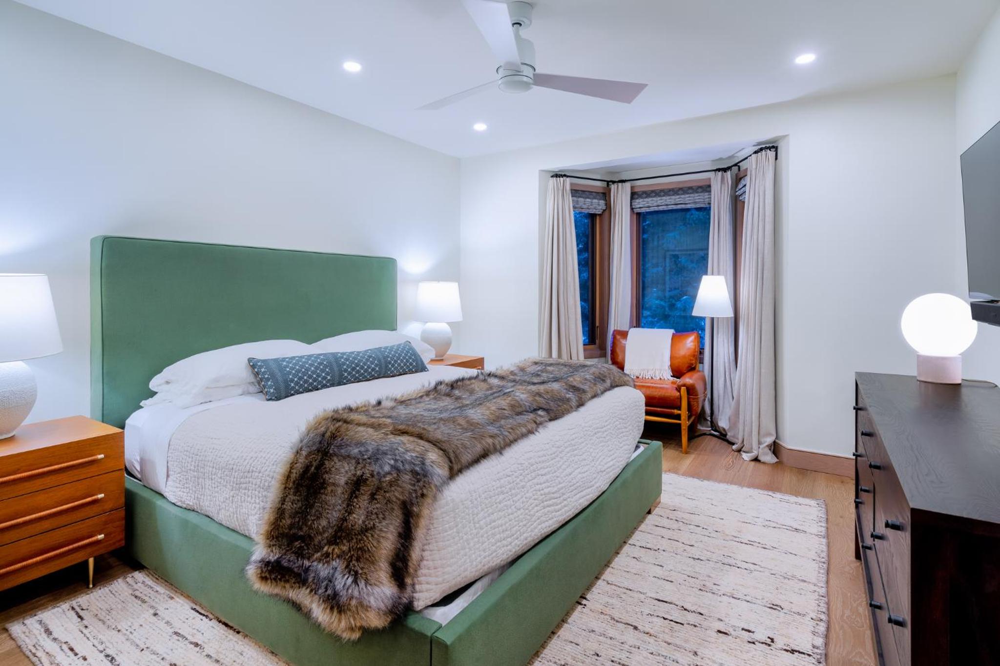 2-Bedroom Platinum Residence photo 3
