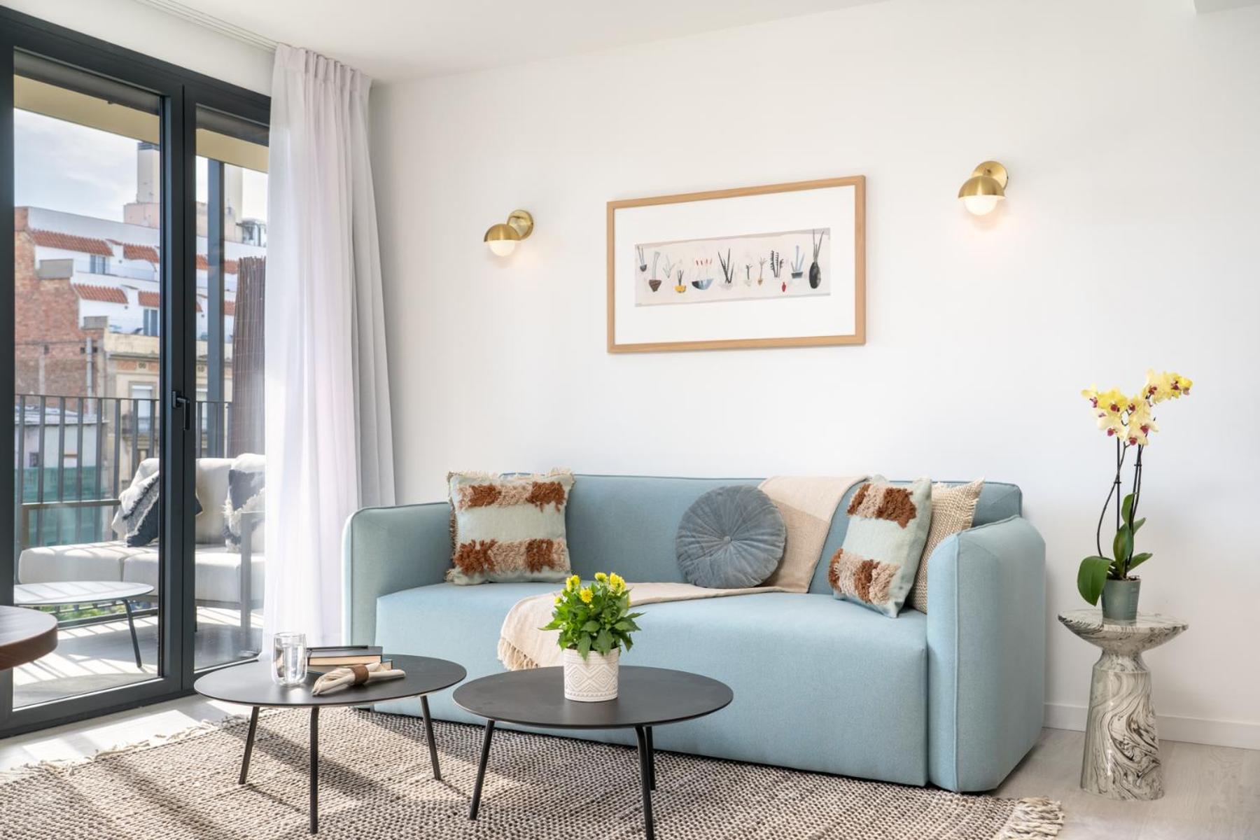 Apartamento de una habitación con balcón I