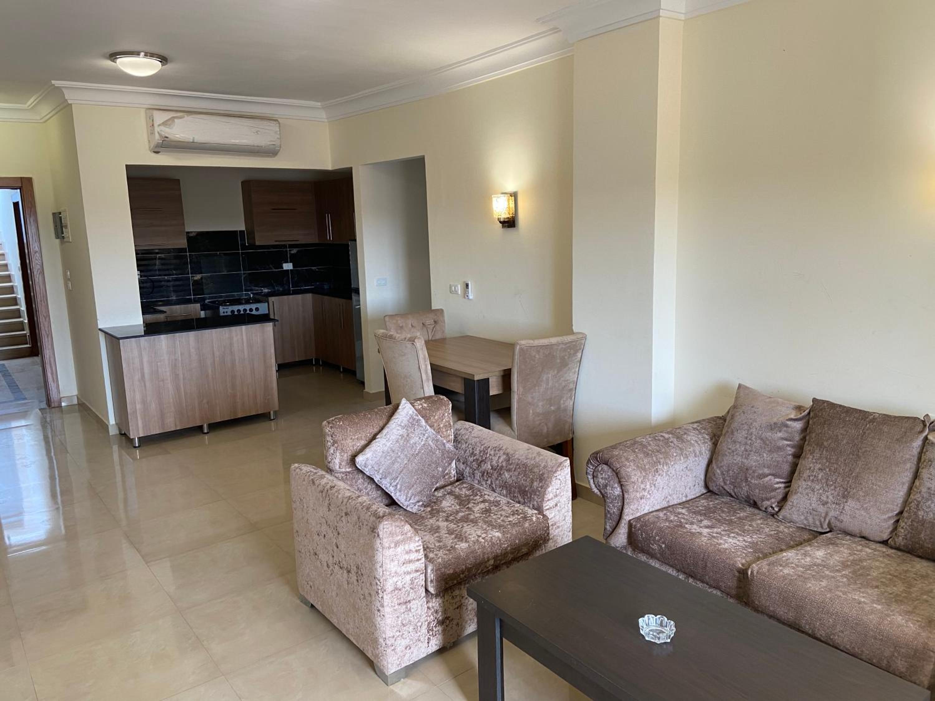 Two-Bedroom Apartment with Sea View - Photo 5