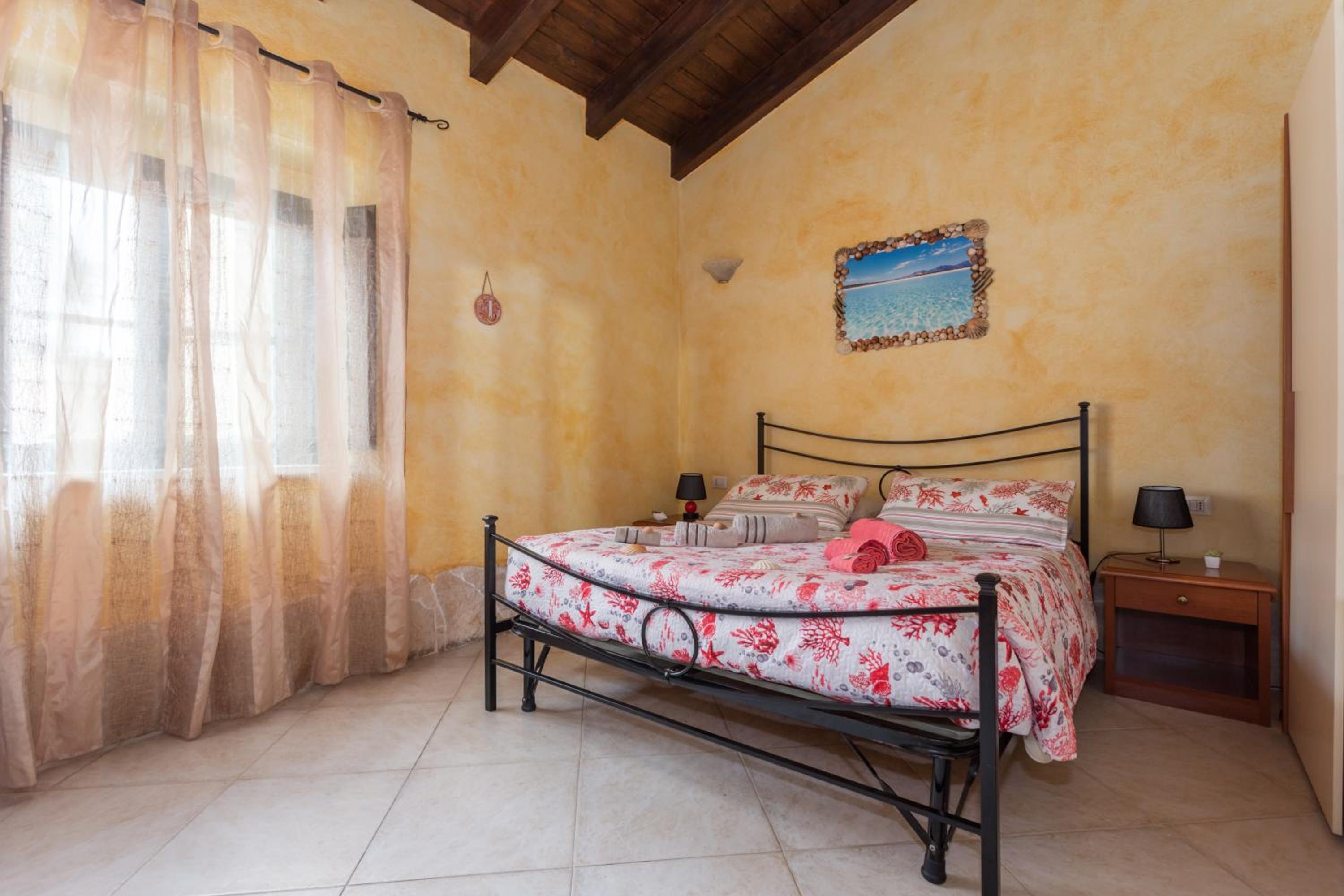 Double Room with Private Bathroom - Photo 4