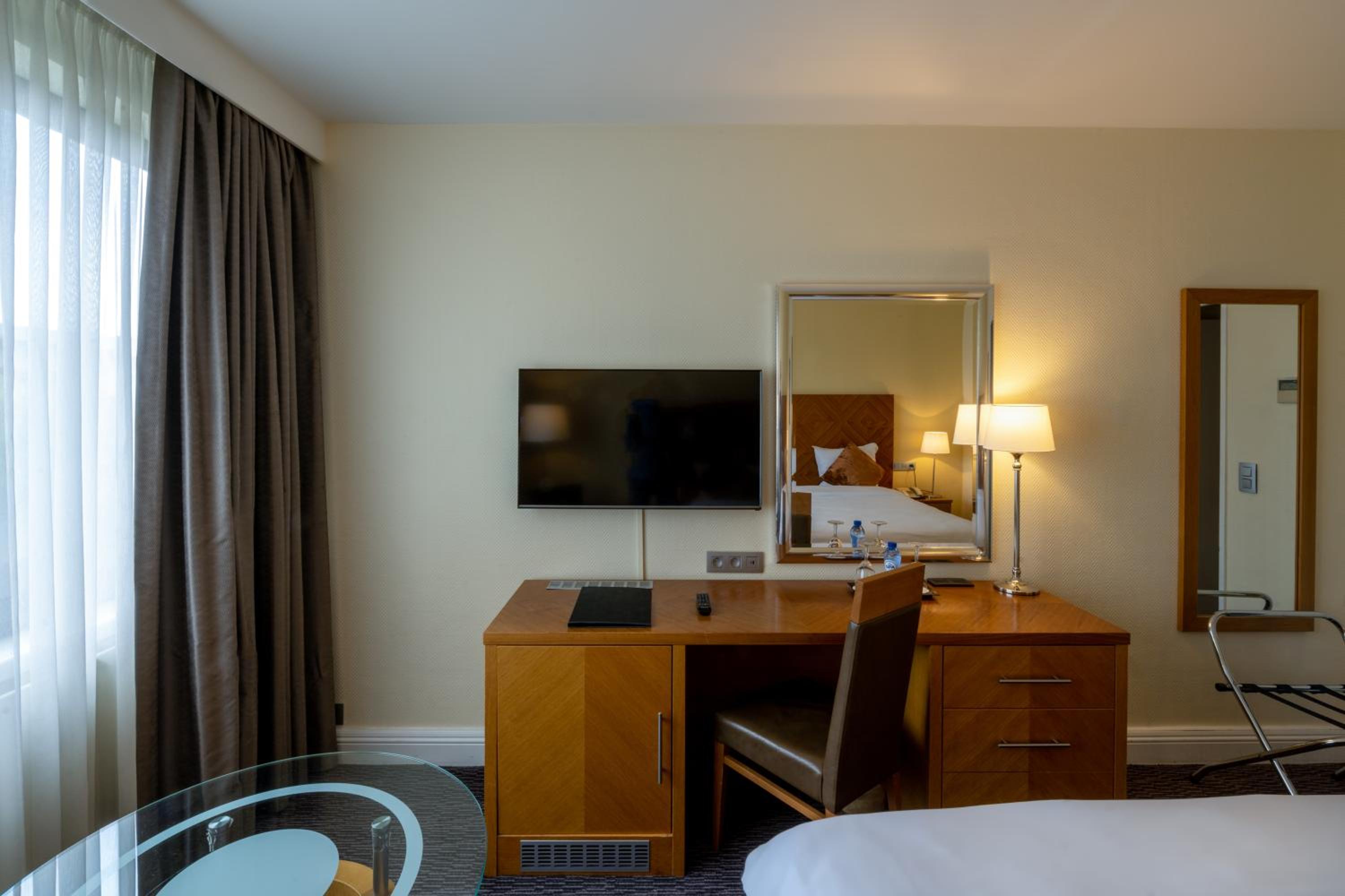Twin Room - Photo 2