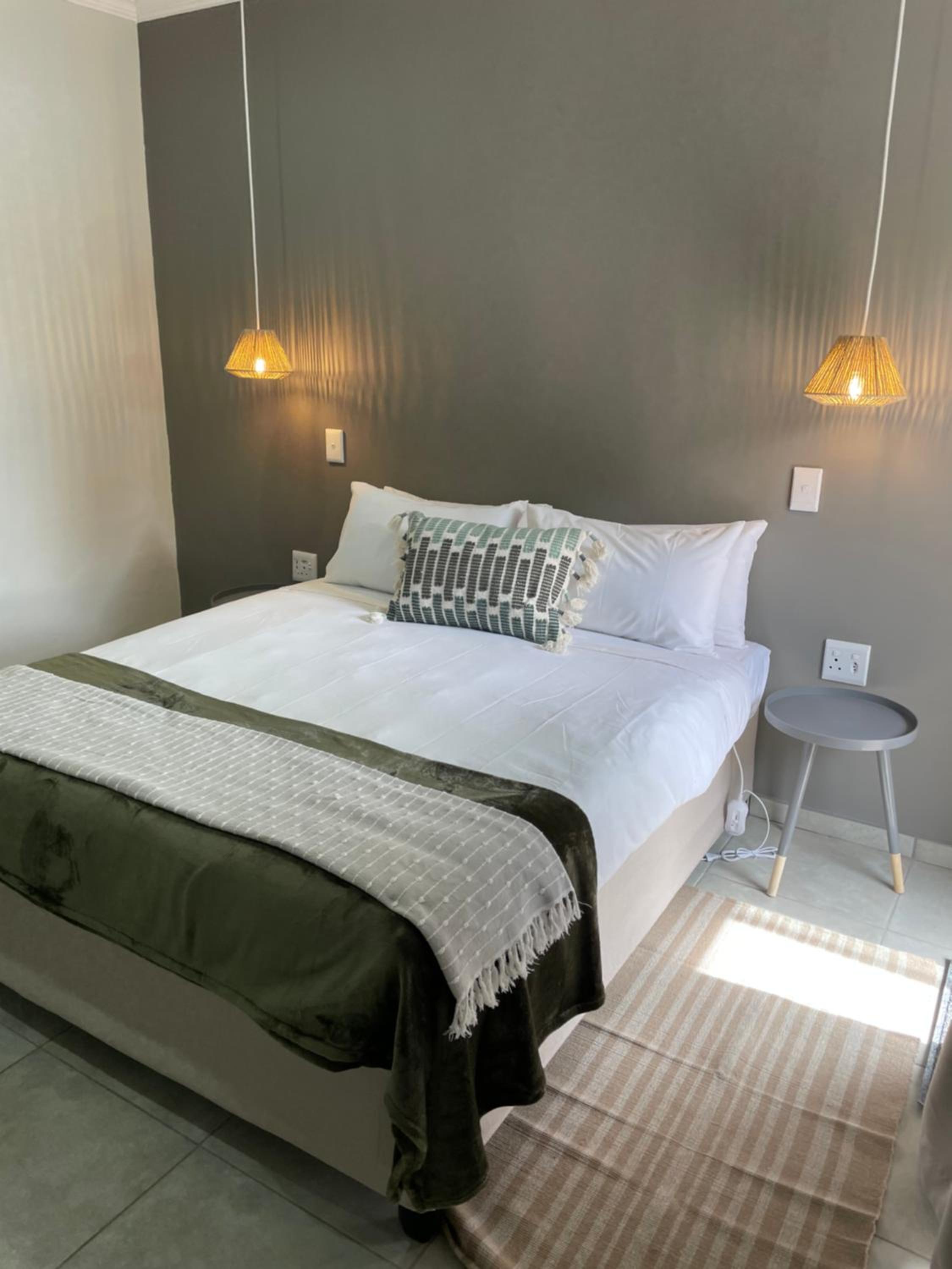 Queen Room - Photo 3