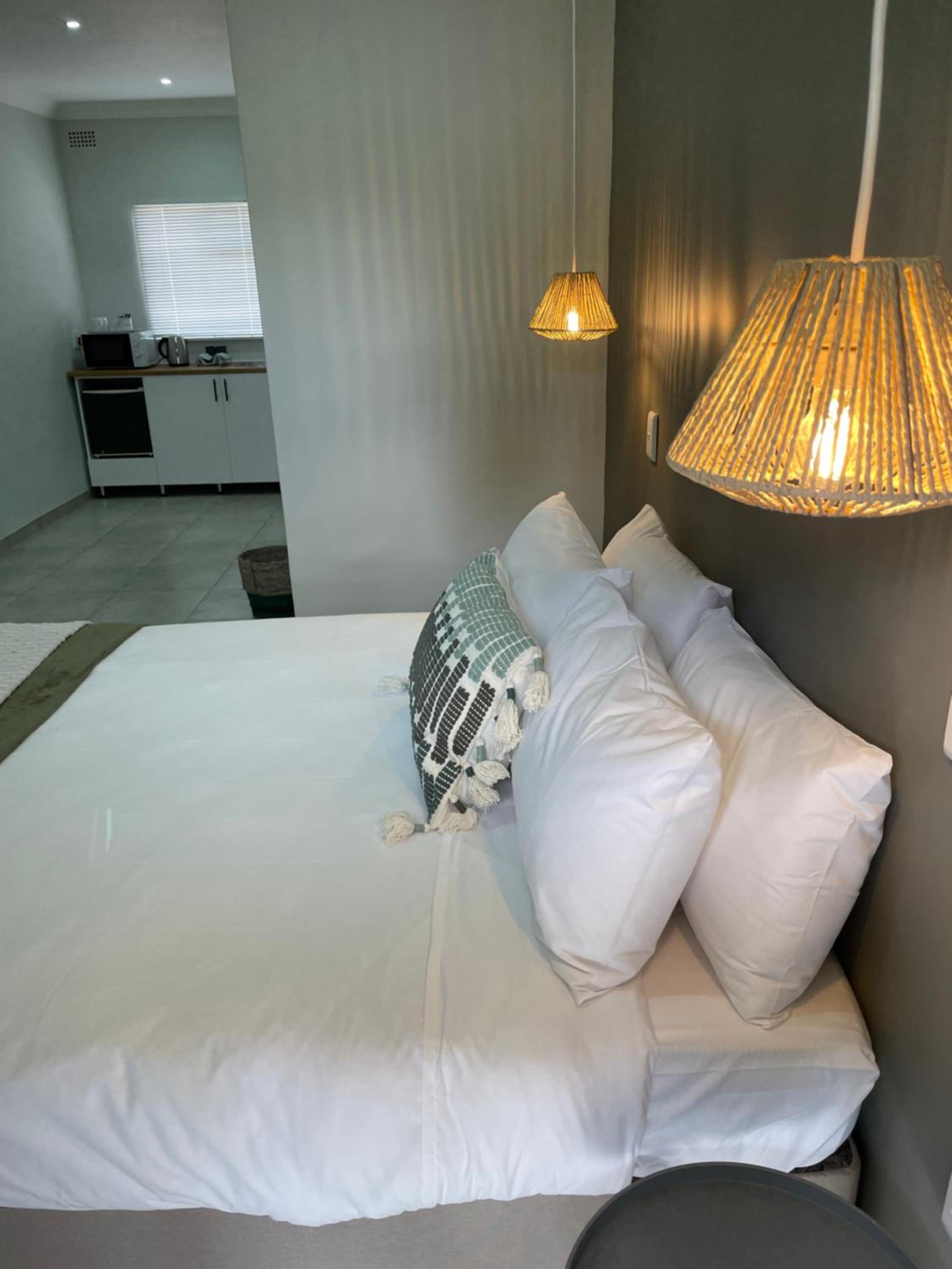 Queen Room - Photo 1
