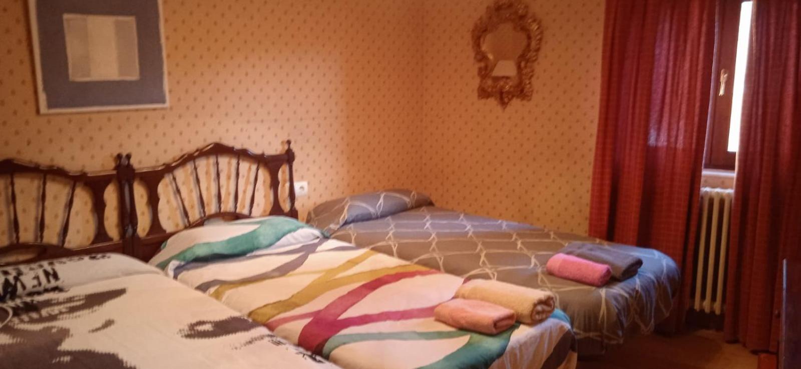 Four-Bedroom House photo 3