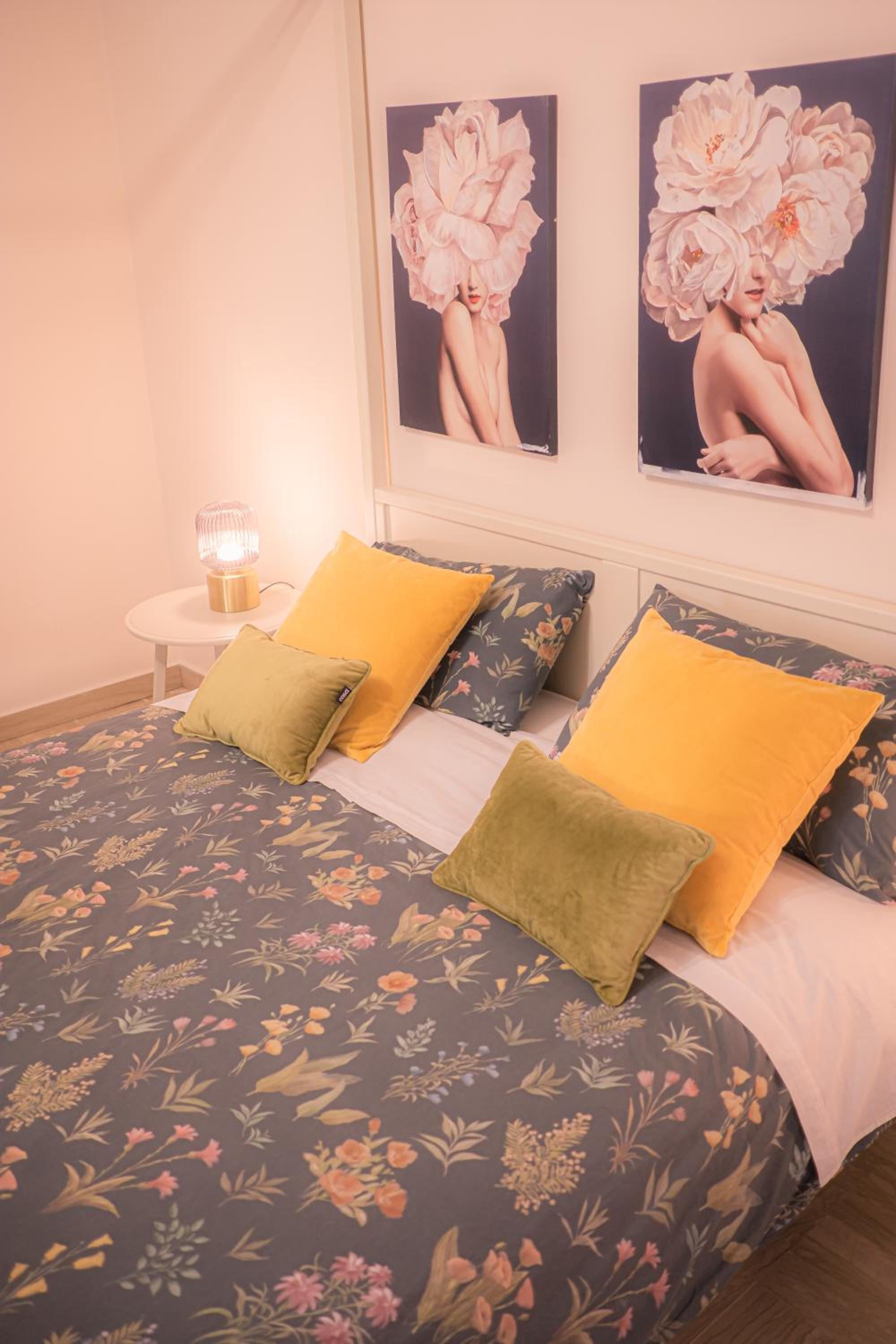 Deluxe Double Room with Balcony - Photo 1