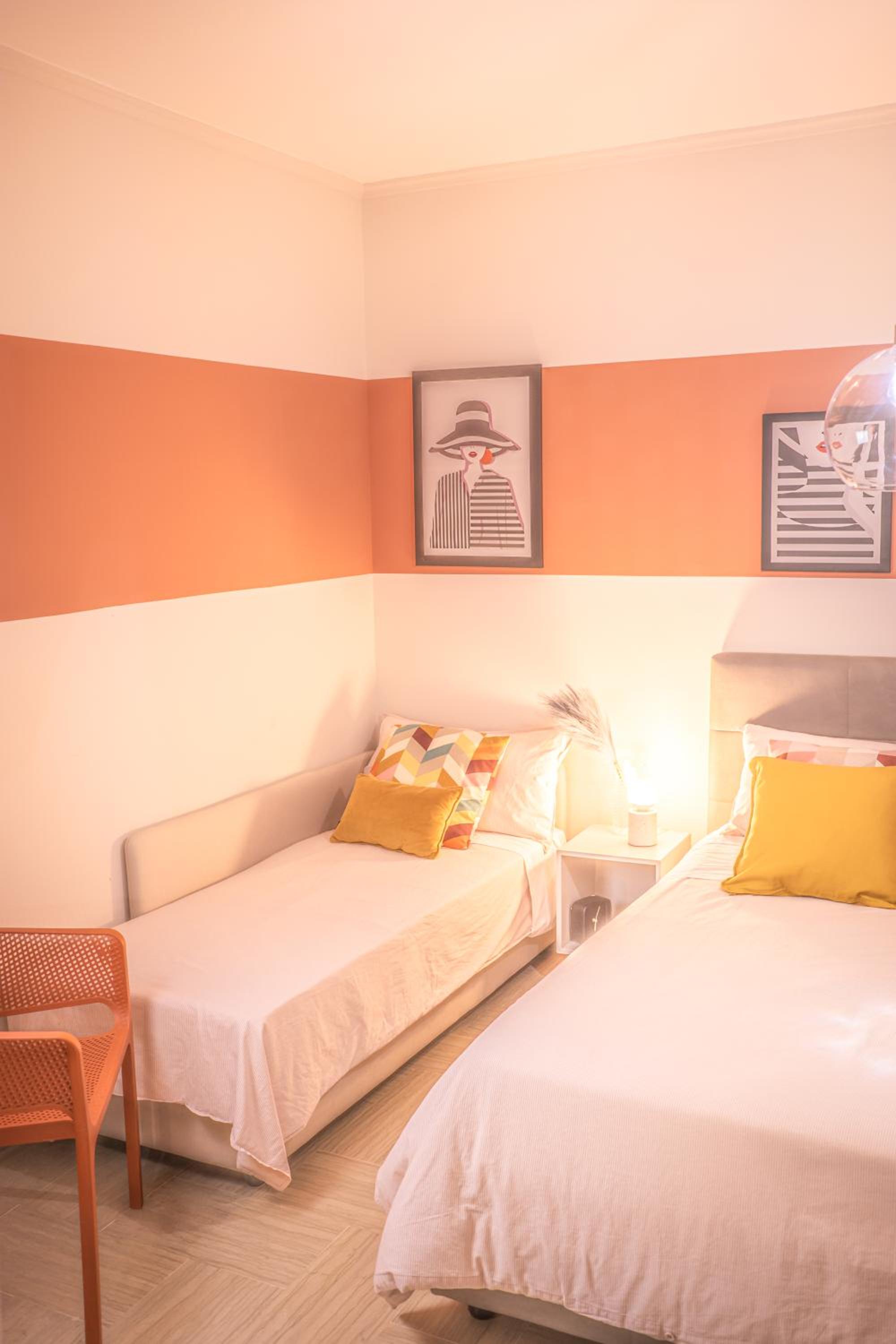 Double Room with Balcony (2 Adults + 1 Child) - Photo 1