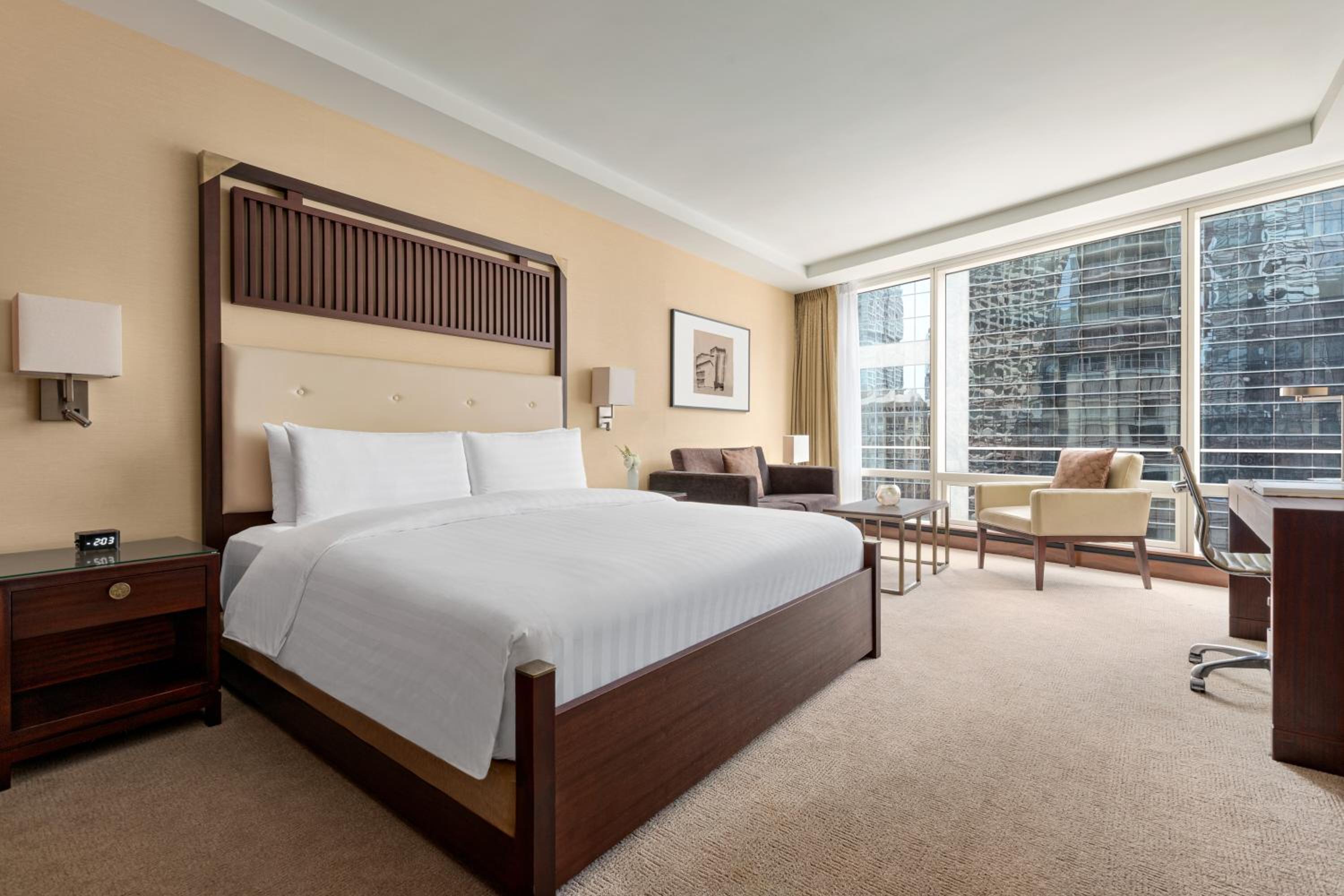 Premier View Room