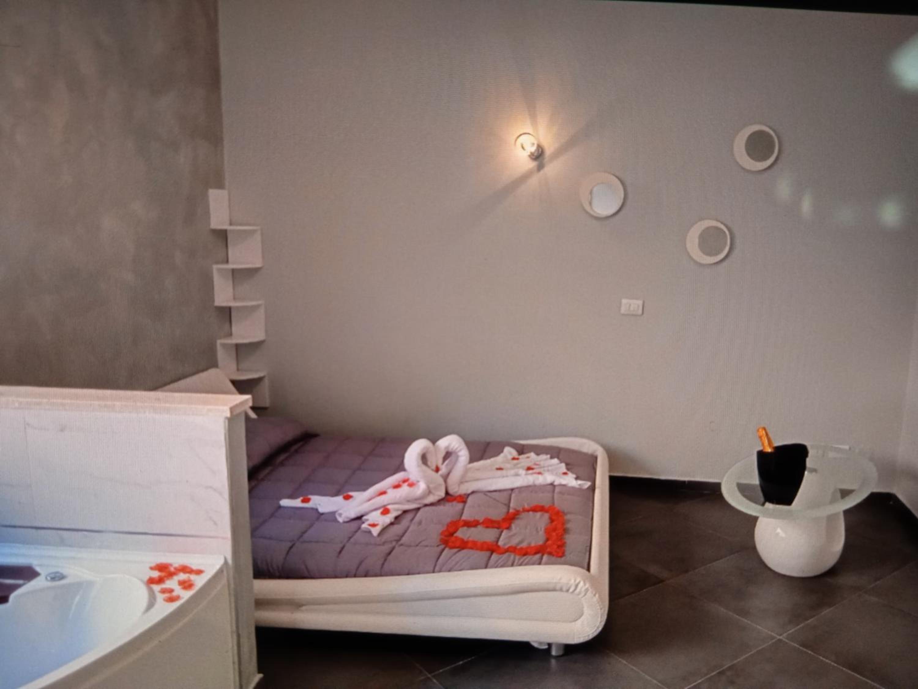 King Room with Spa Bath