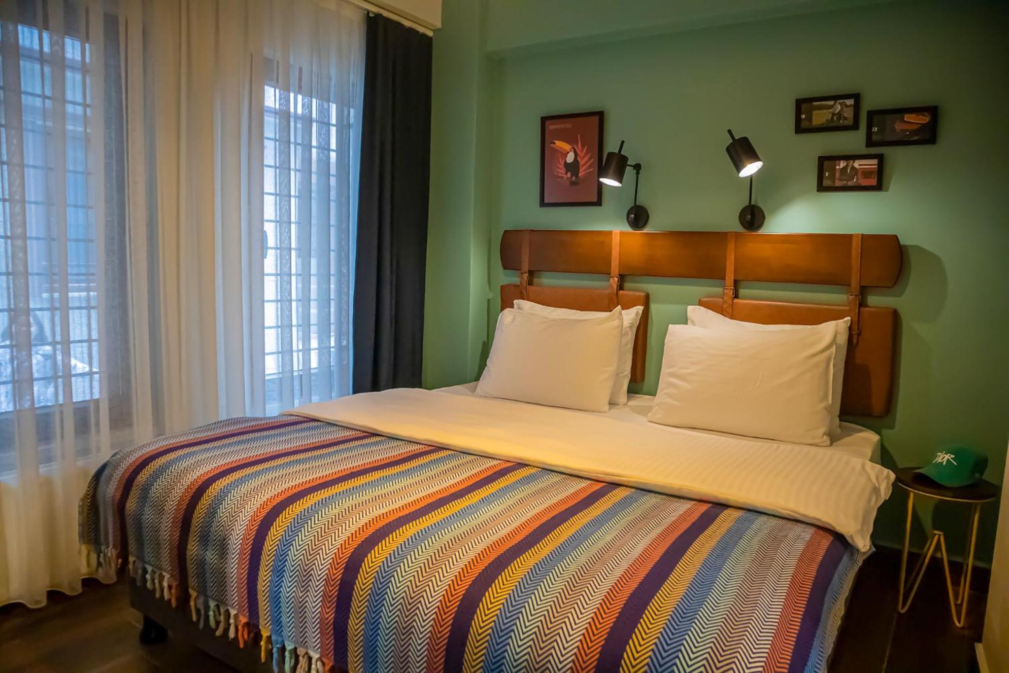 Standard Double or Twin Room - Photo 7