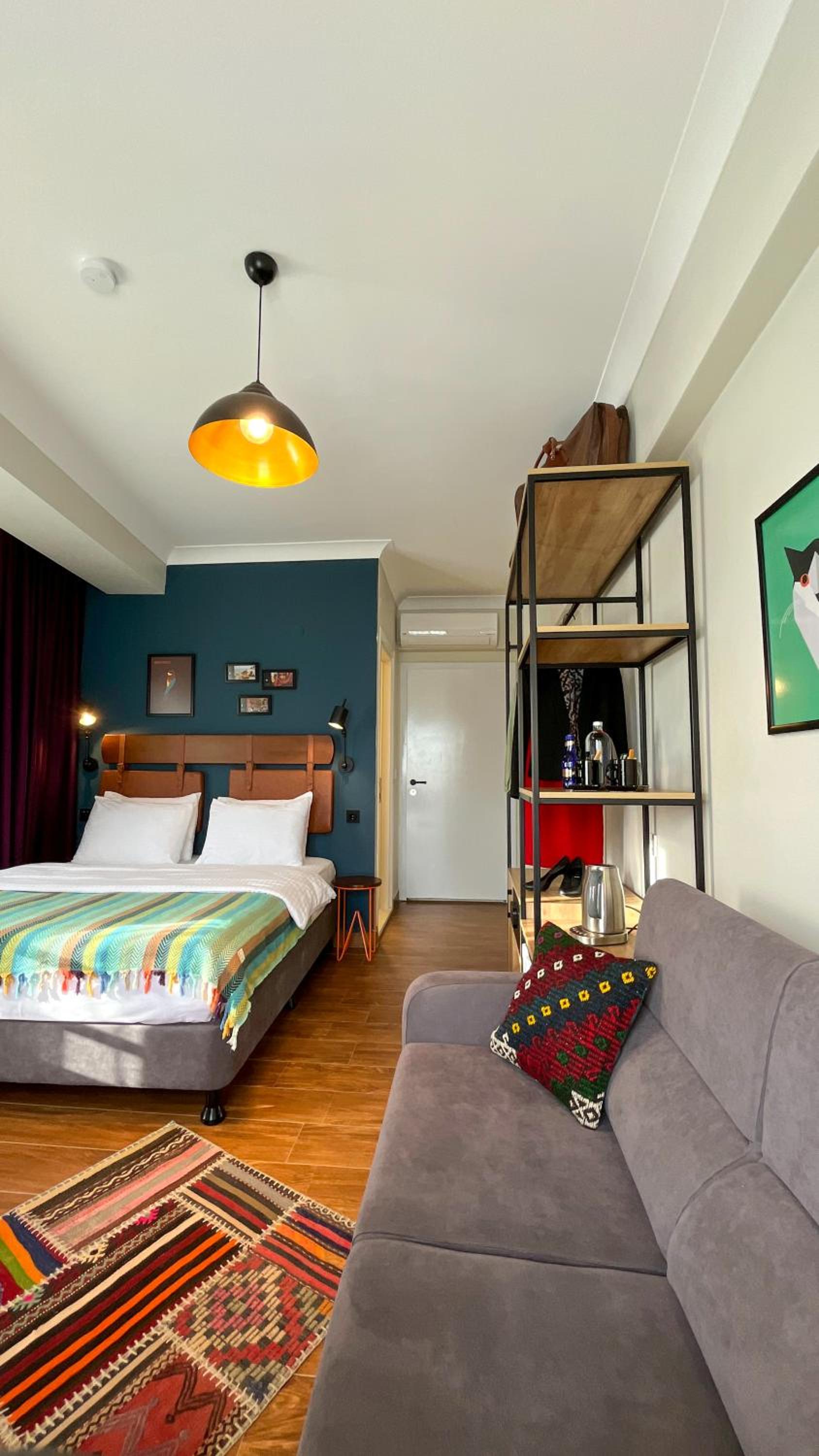 Large Double Room - Photo 2
