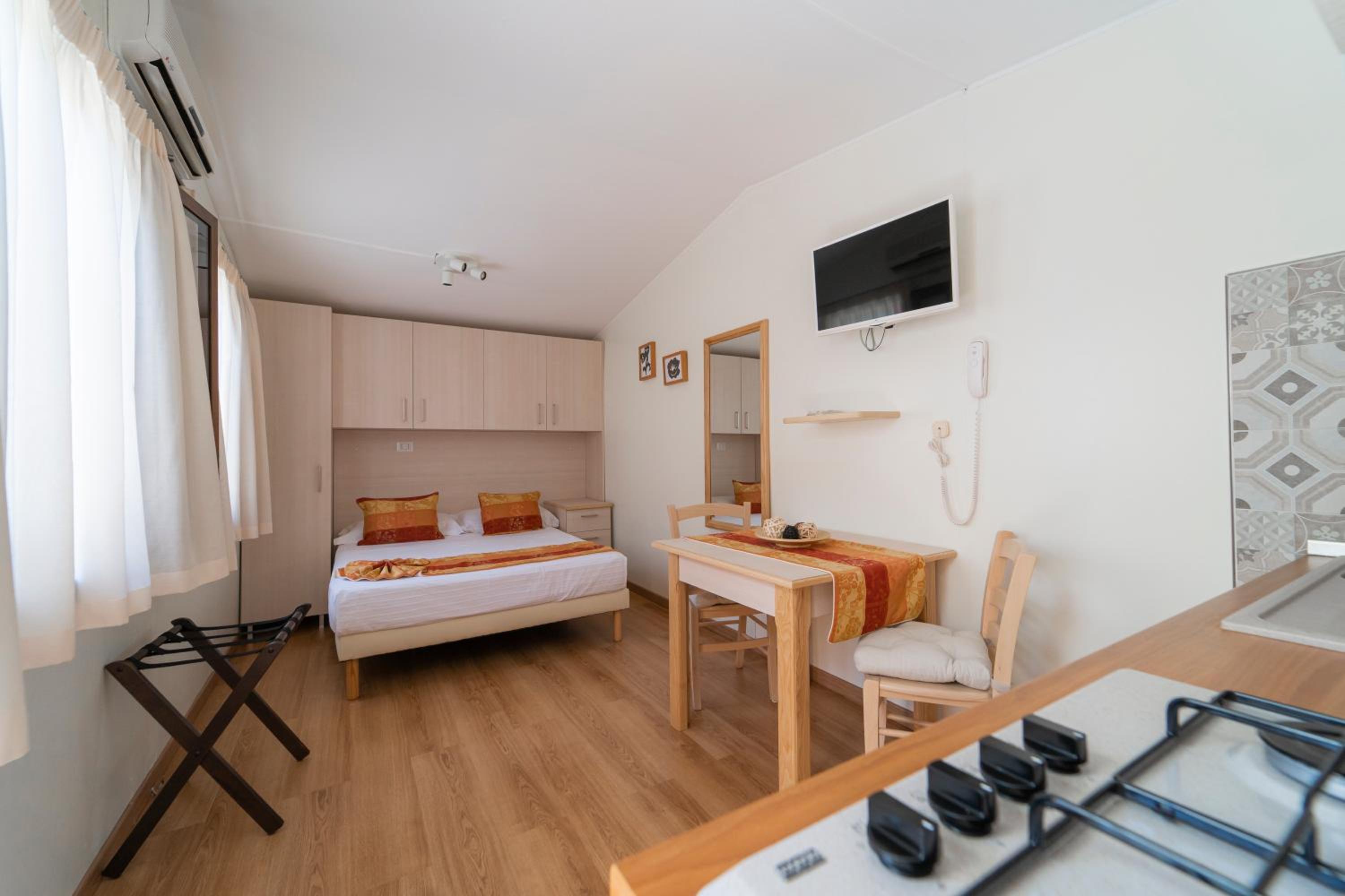 Bungalow - Photo 13
