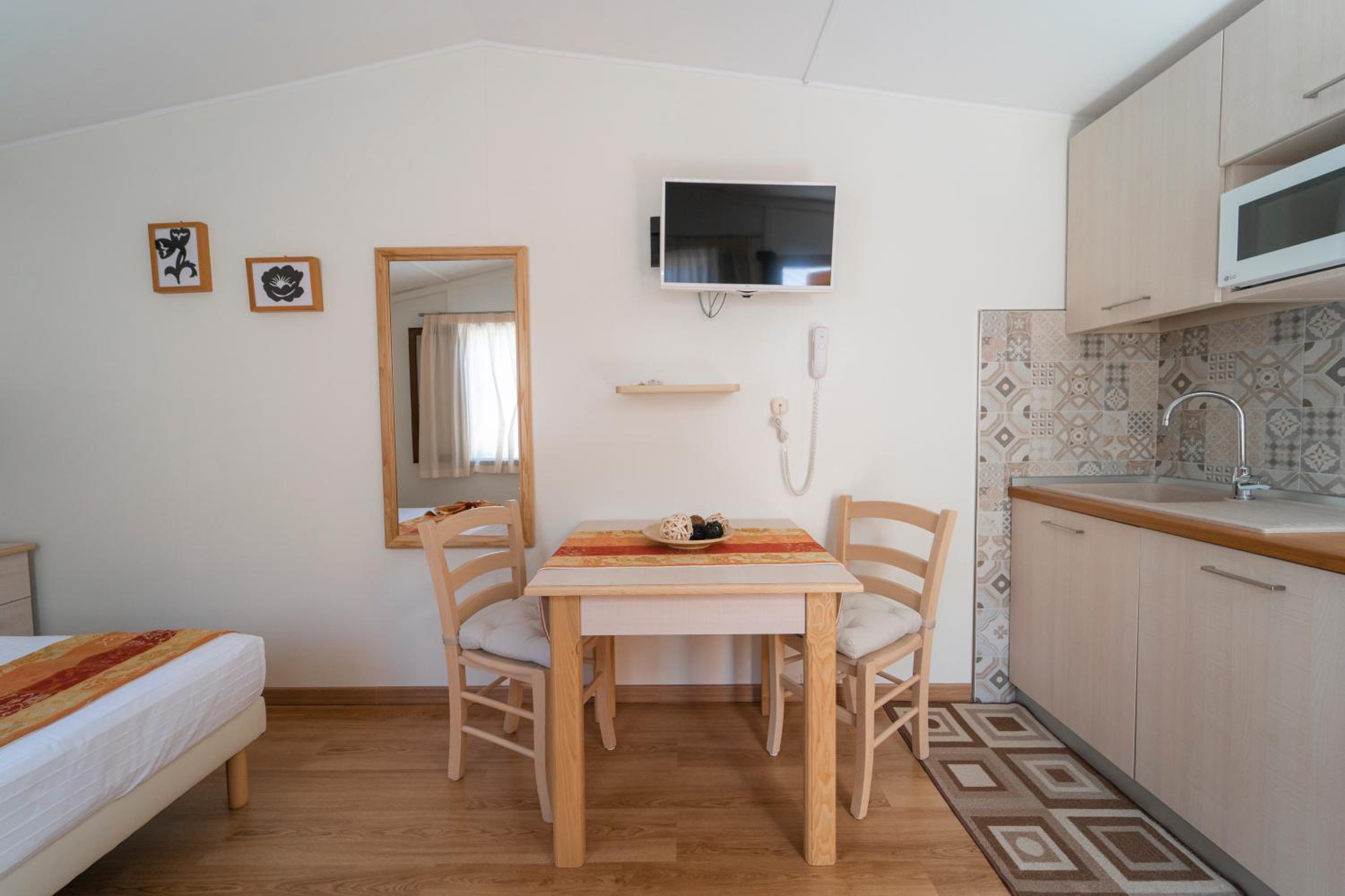 Bungalow - Photo 6