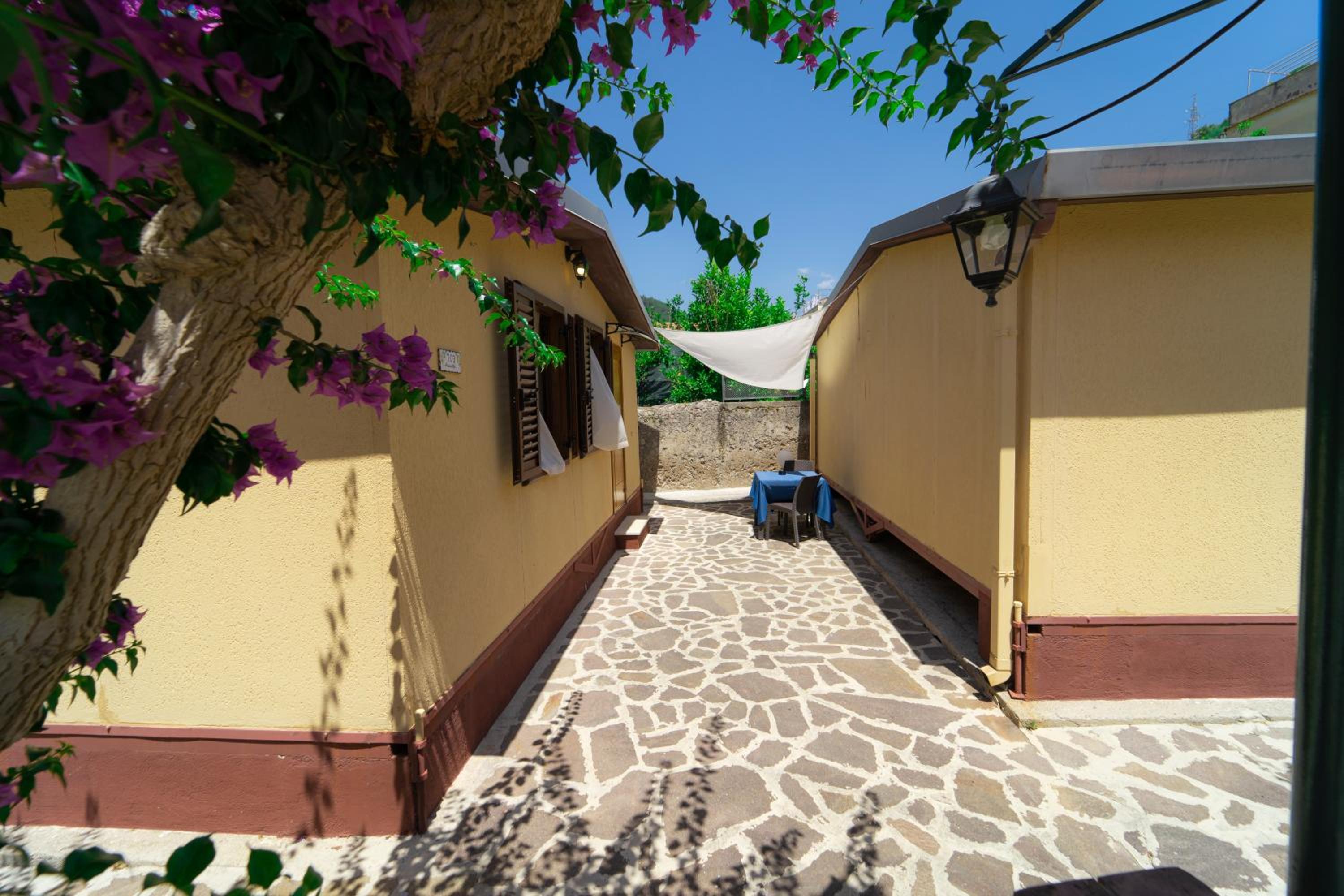 Bungalow - Photo 3