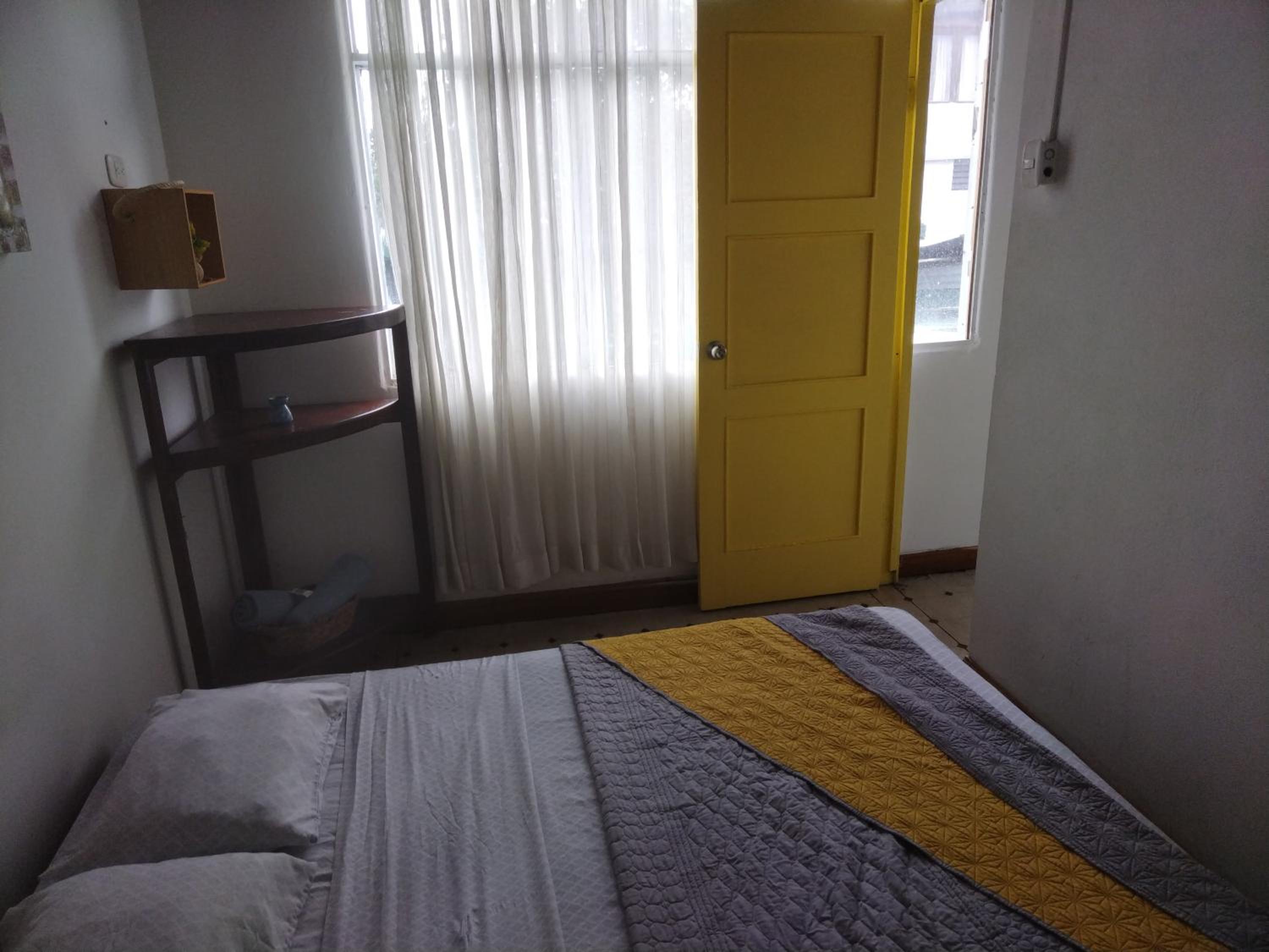 Budget Twin Room photo 2