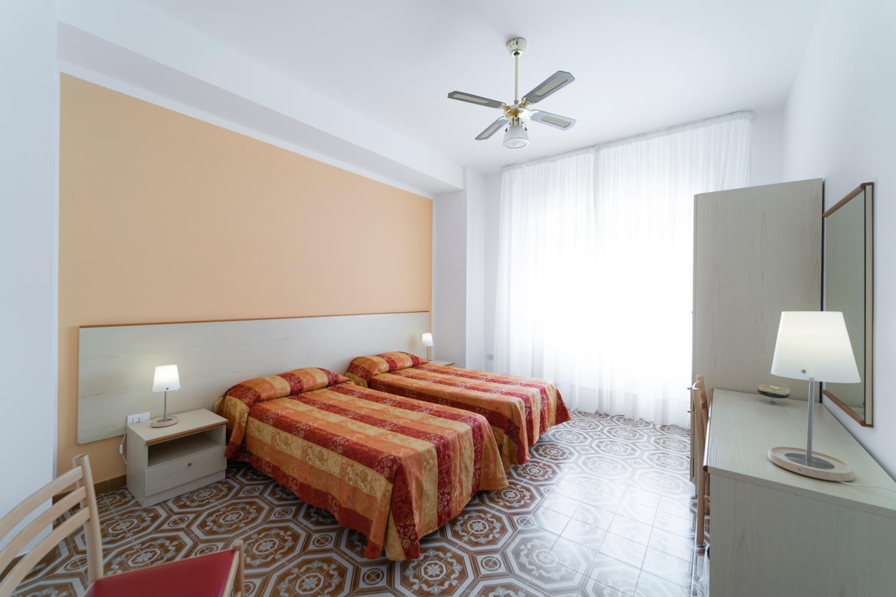Two-Bedroom Apartment - Photo 3