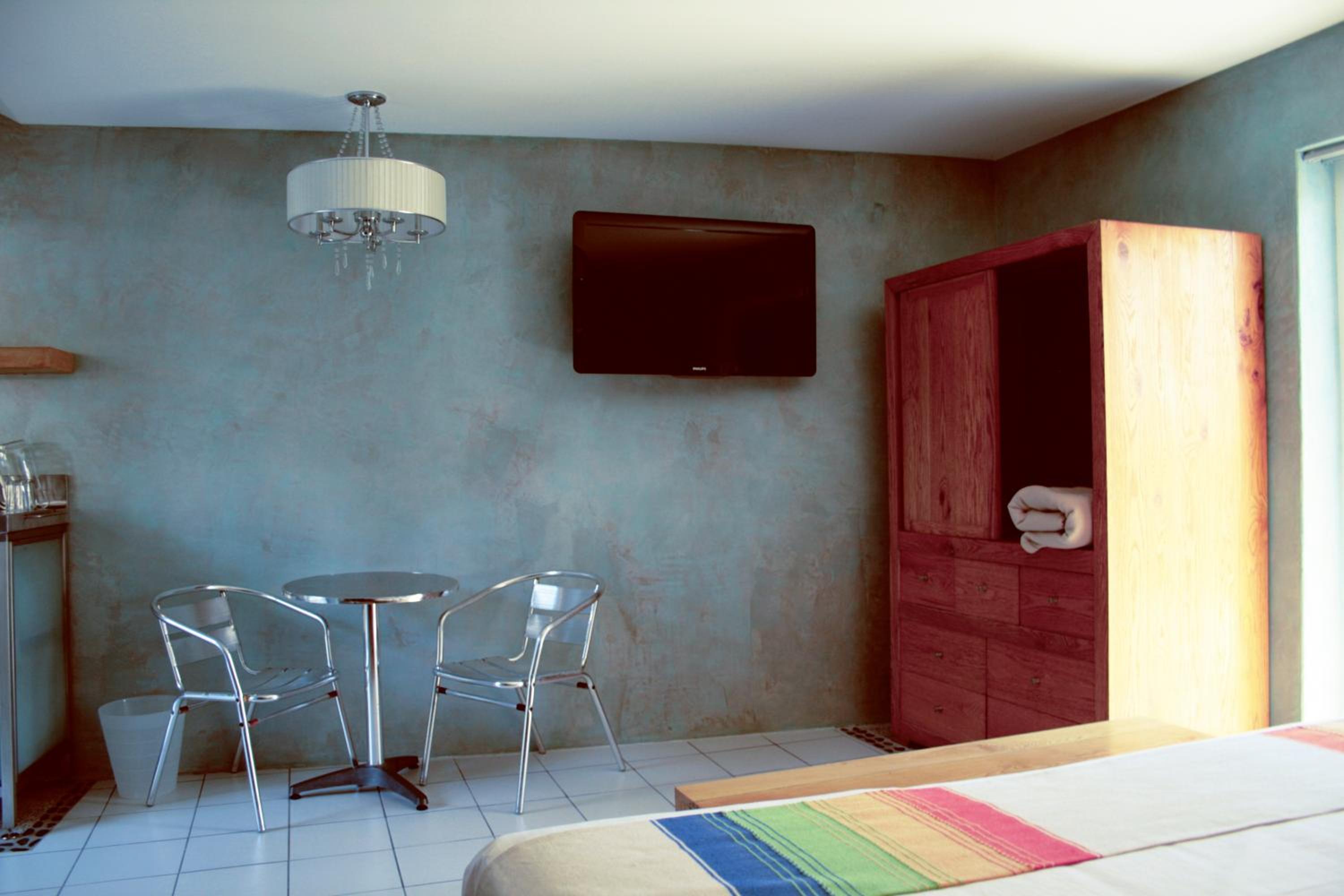 Studio with Kitchenette - Photo 1