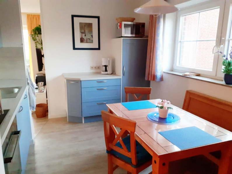 Apartment with Terrace photo 3