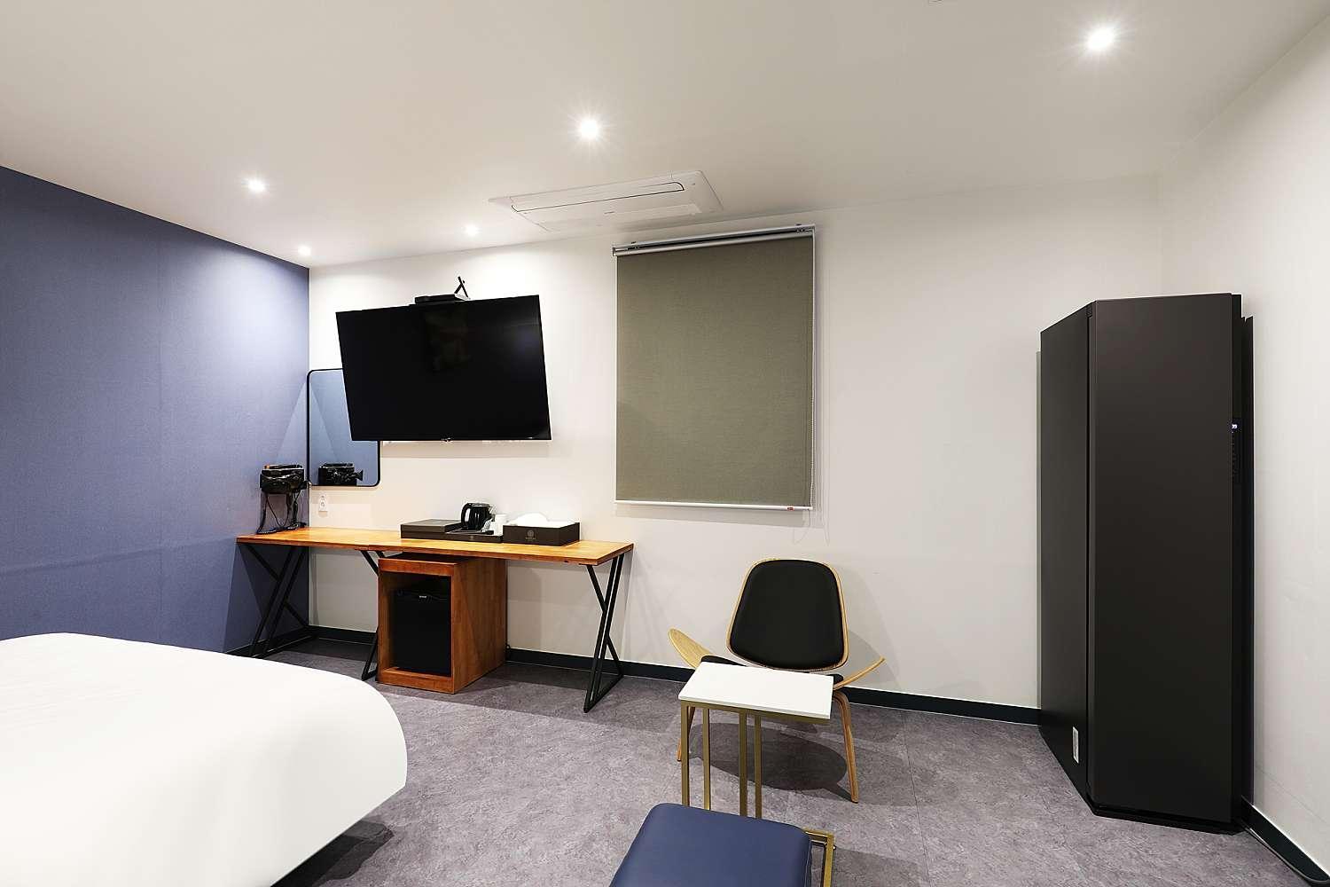 Deluxe Double Room - Photo 4