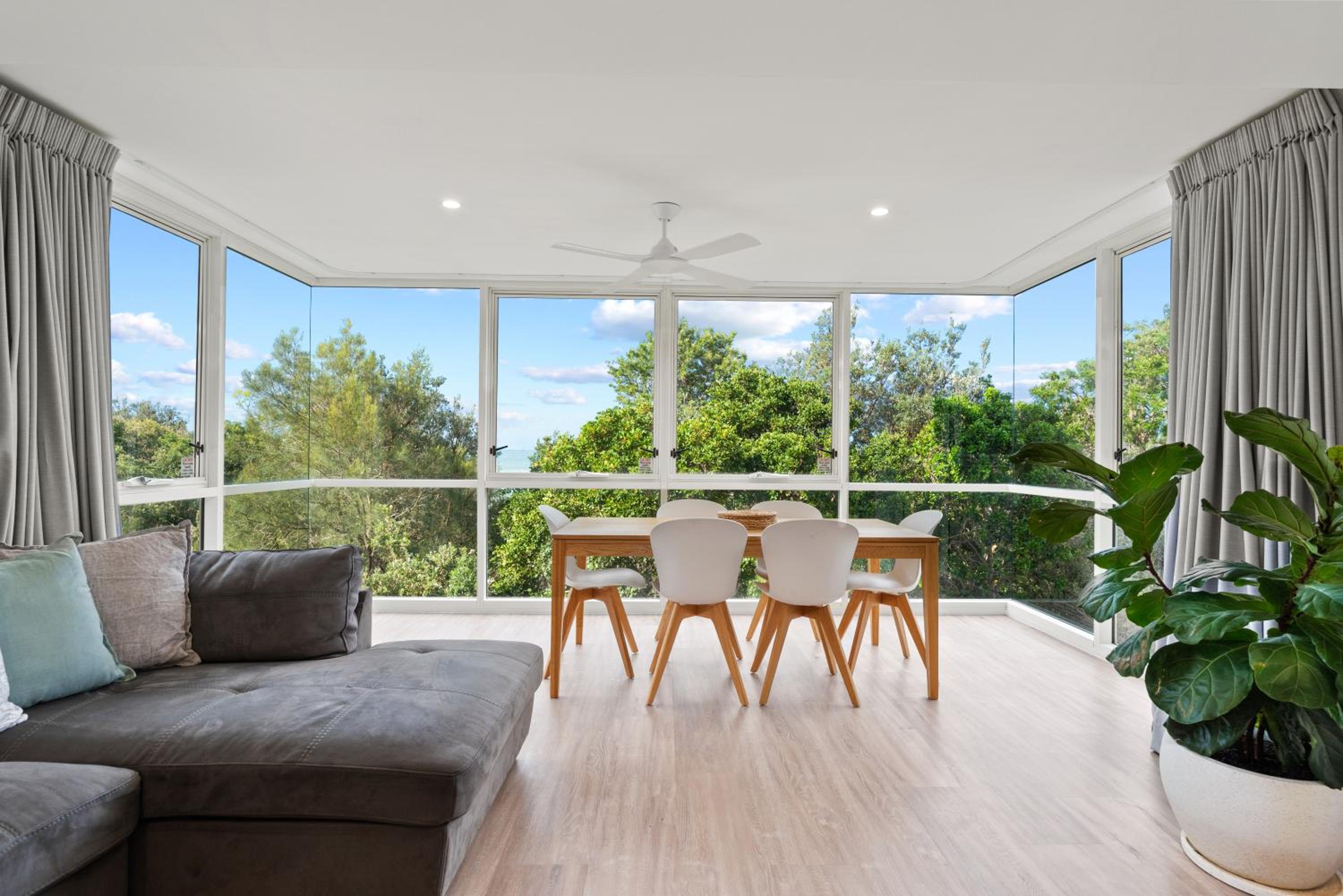 Superior One-Bedroom Apartment with No Balcony - Garden View (Level 3) photo 3