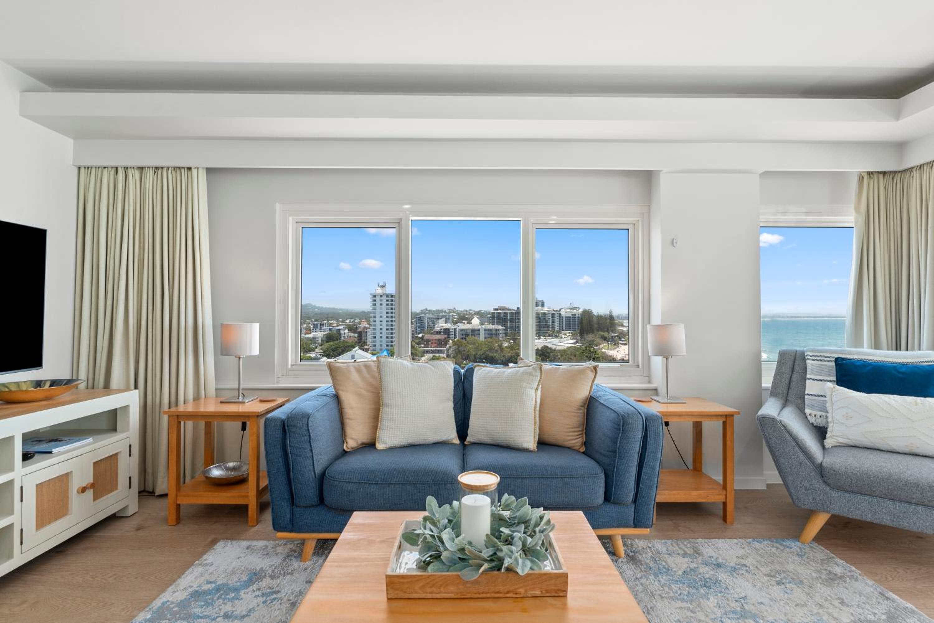 Four-Bedroom Penthouse Apartment (Level 10)