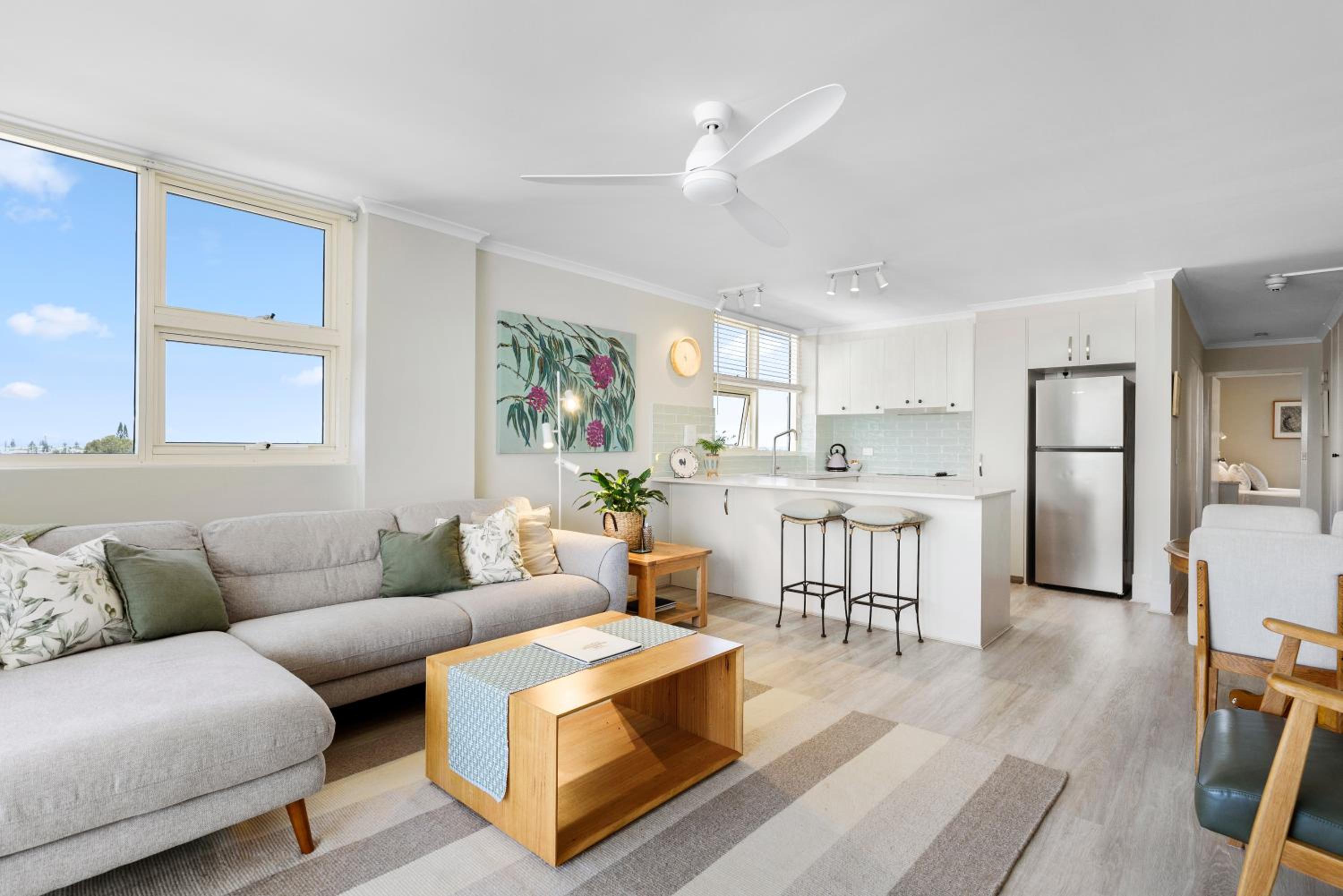 Superior One-Bedroom Apartment with Ocean View photo 3