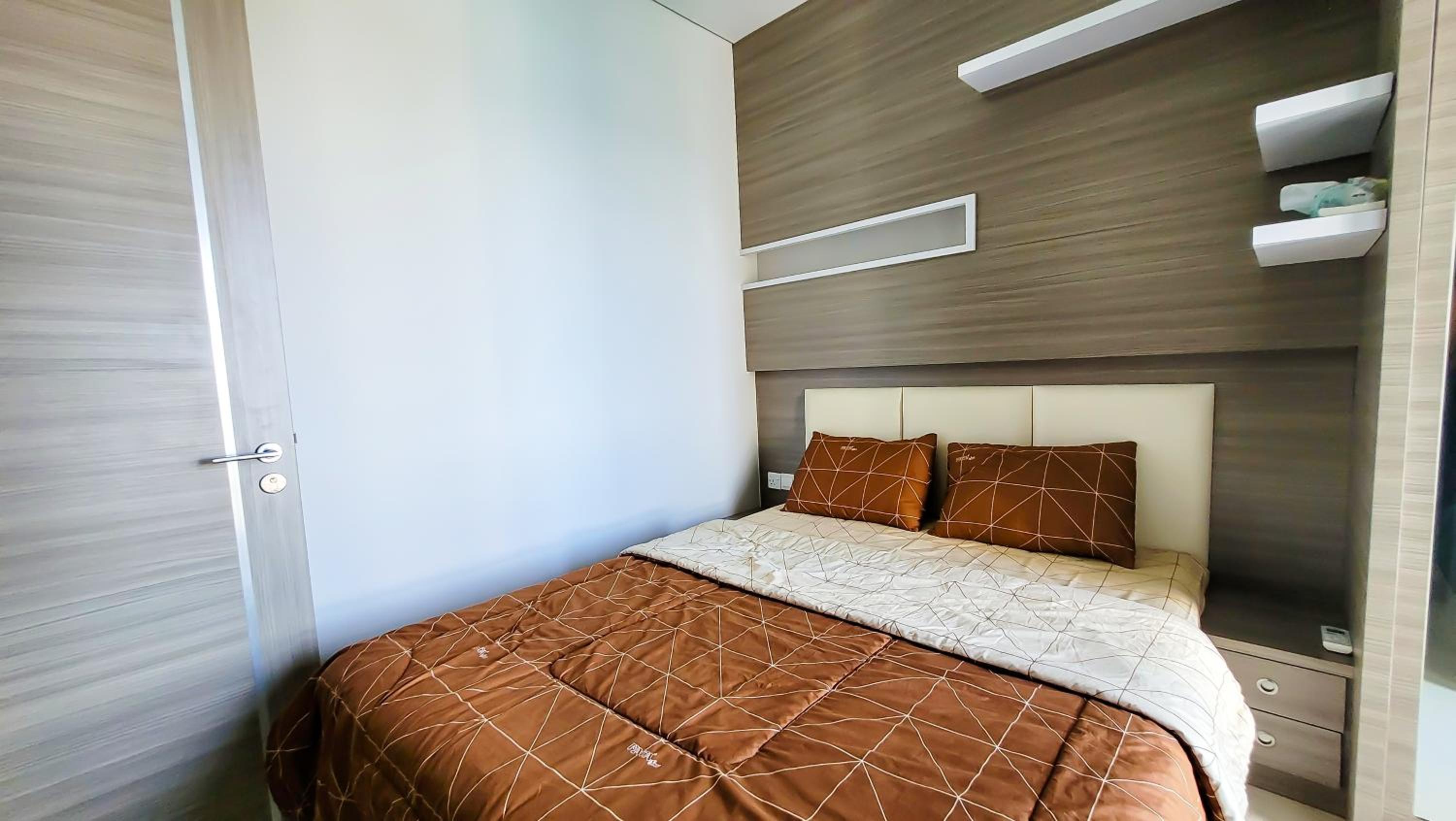 Two-Bedroom Suite - Photo 11