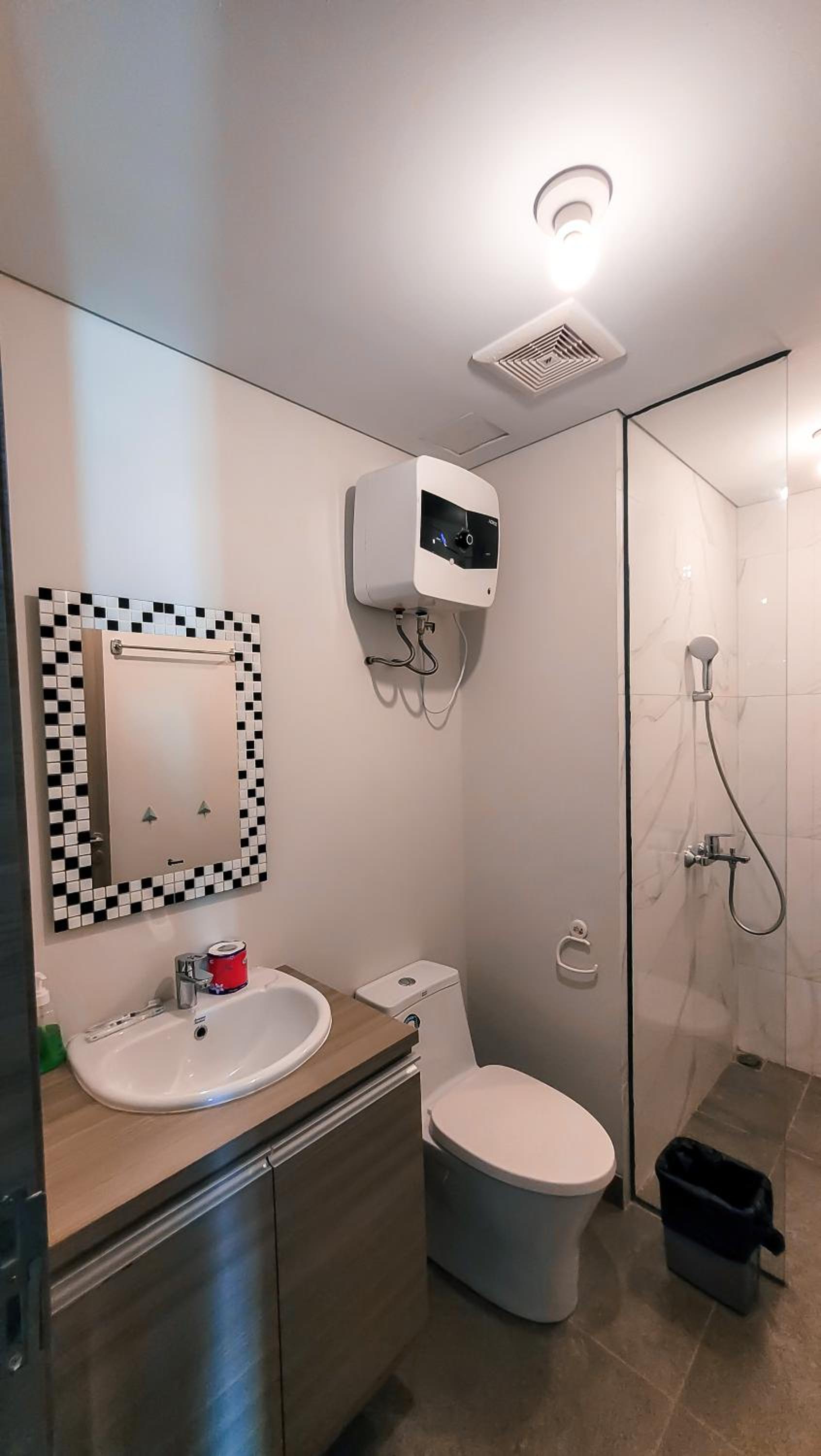 Two-Bedroom Suite - Photo 5