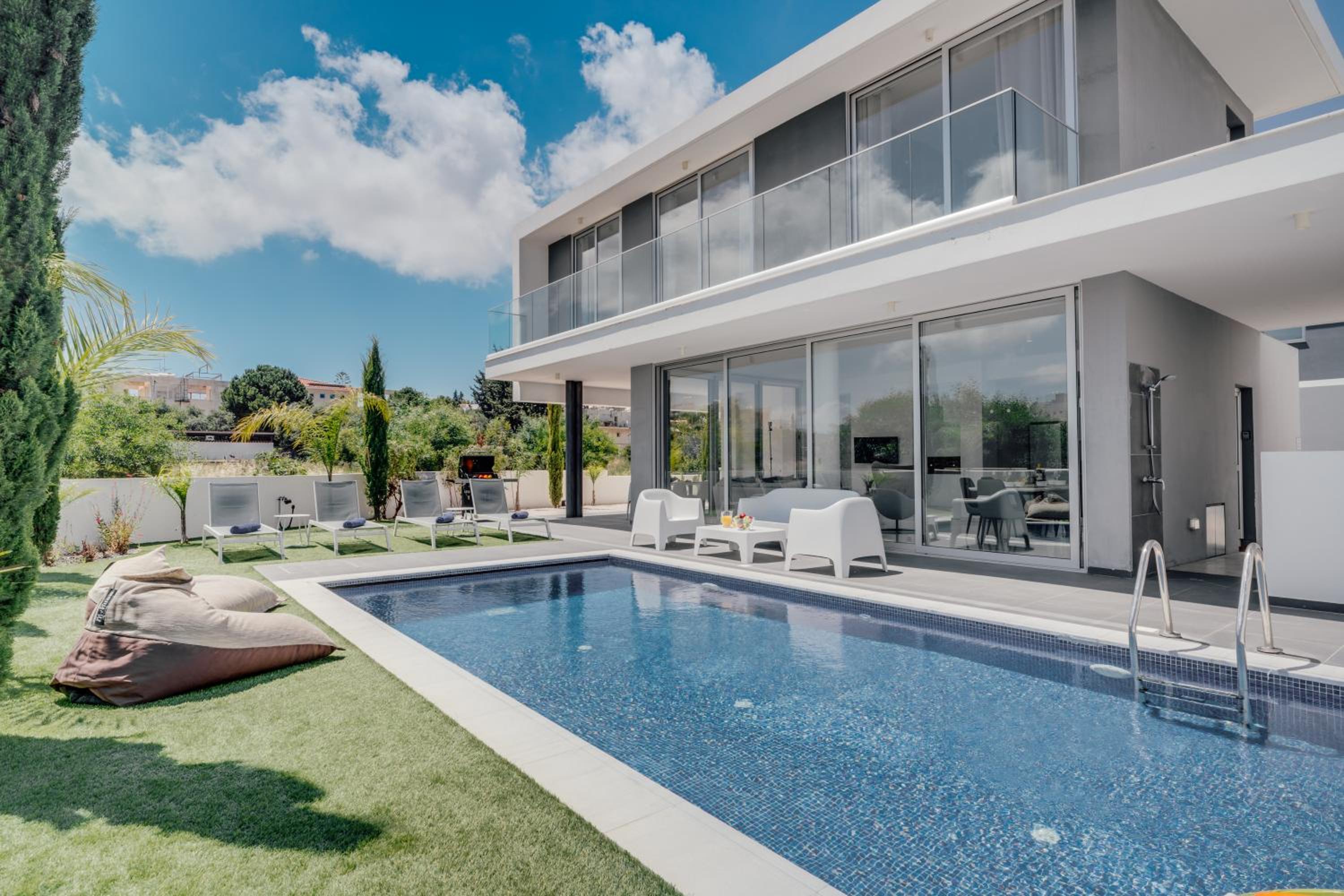 Villa with Private Pool photo 1