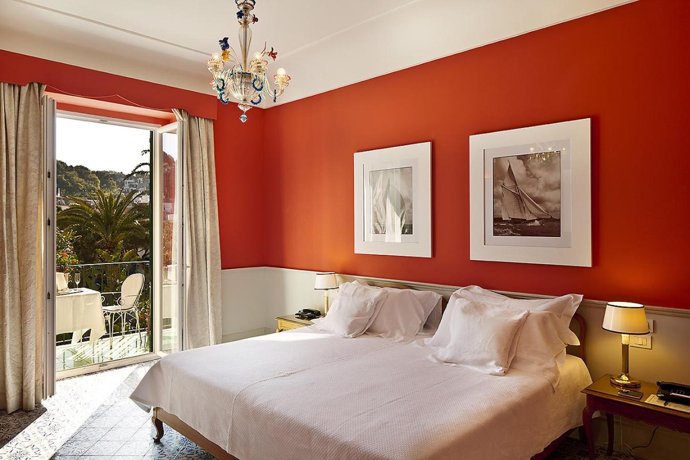 Superior Double Room with Balcony and Garden View - Photo 13