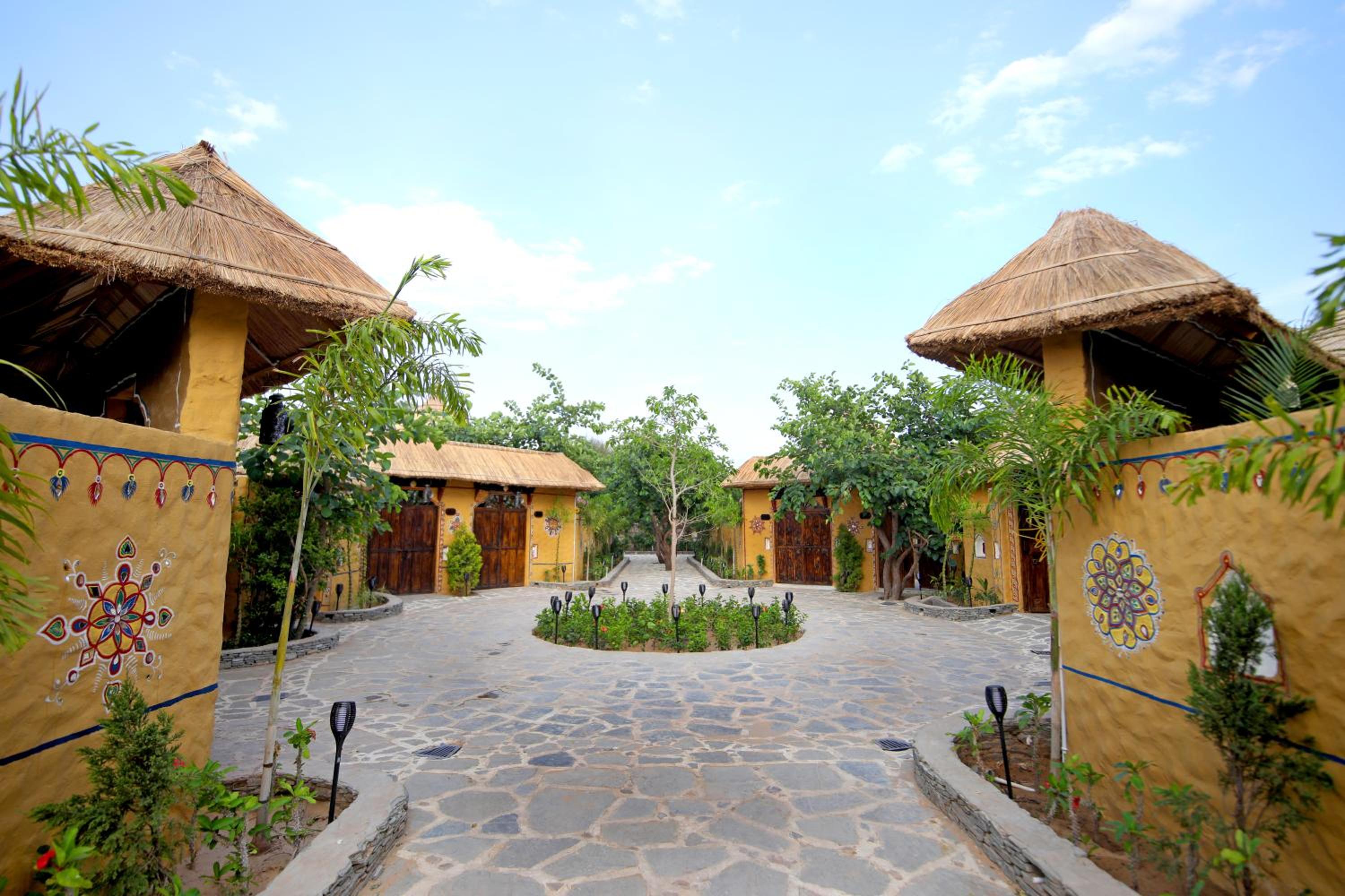 Village Villa with Plunge Pool and Private Sit Out - Photo 2