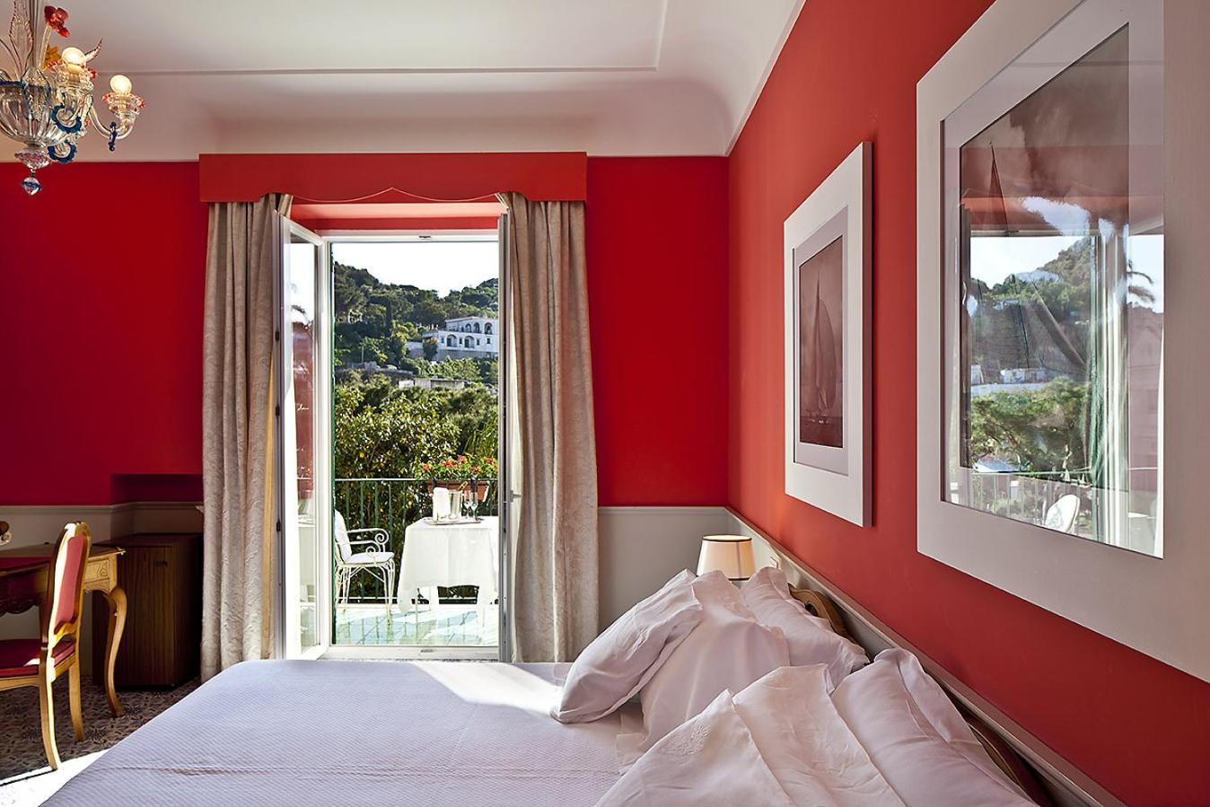Superior Double Room with Balcony and Garden View - Photo 12
