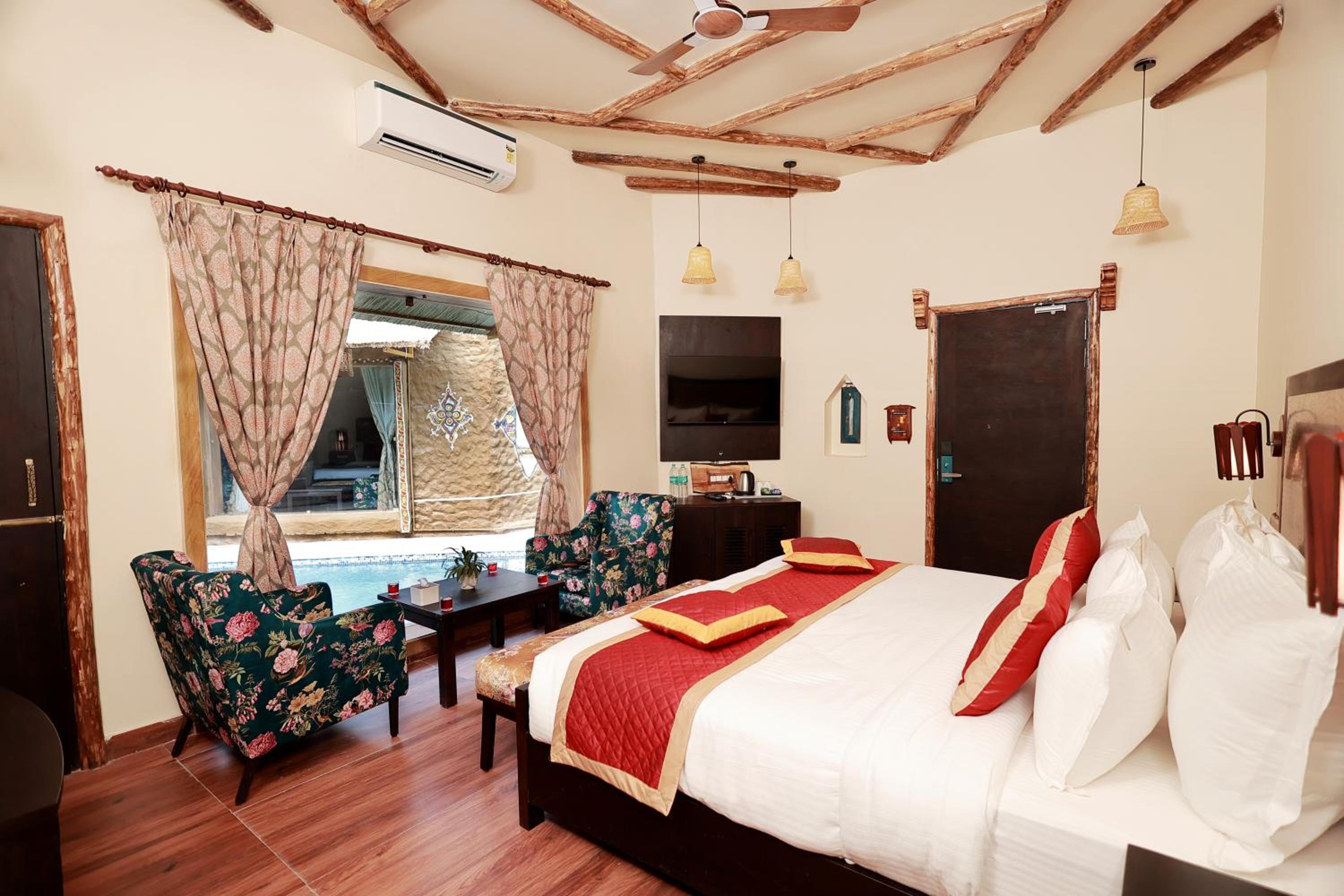 Family Village 2 bedroom Villa with Plunge Pool and Private Sit out - Photo 8