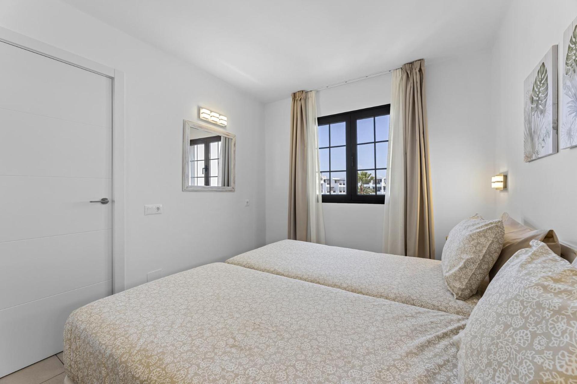 Apartment with Sea View photo 2