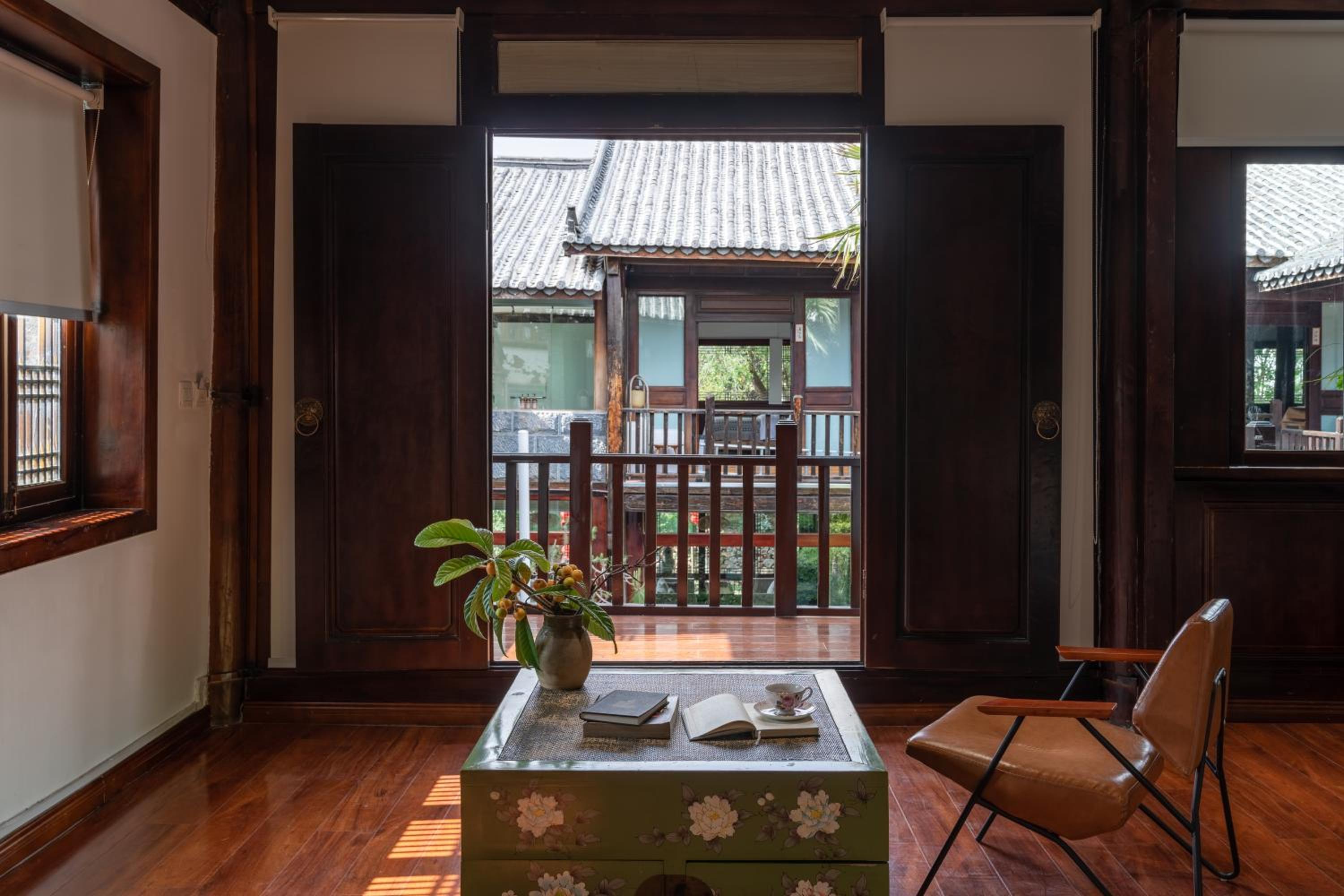 Family Room with Garden View photo 1