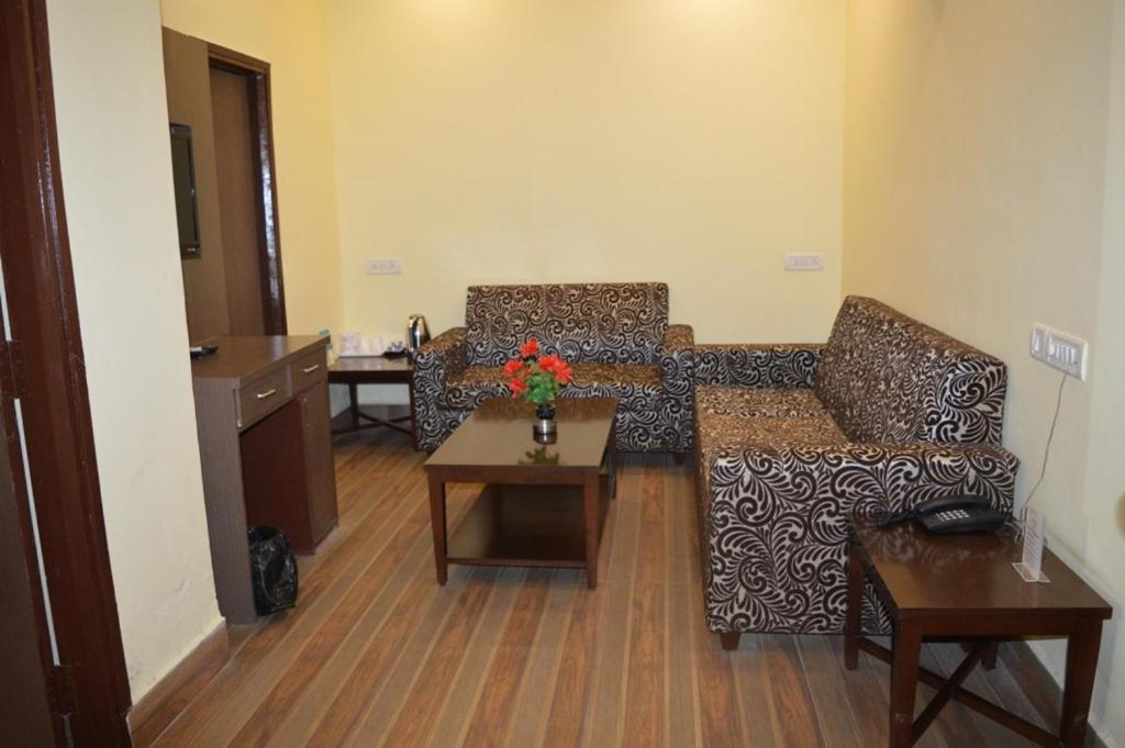 Deluxe Suite
