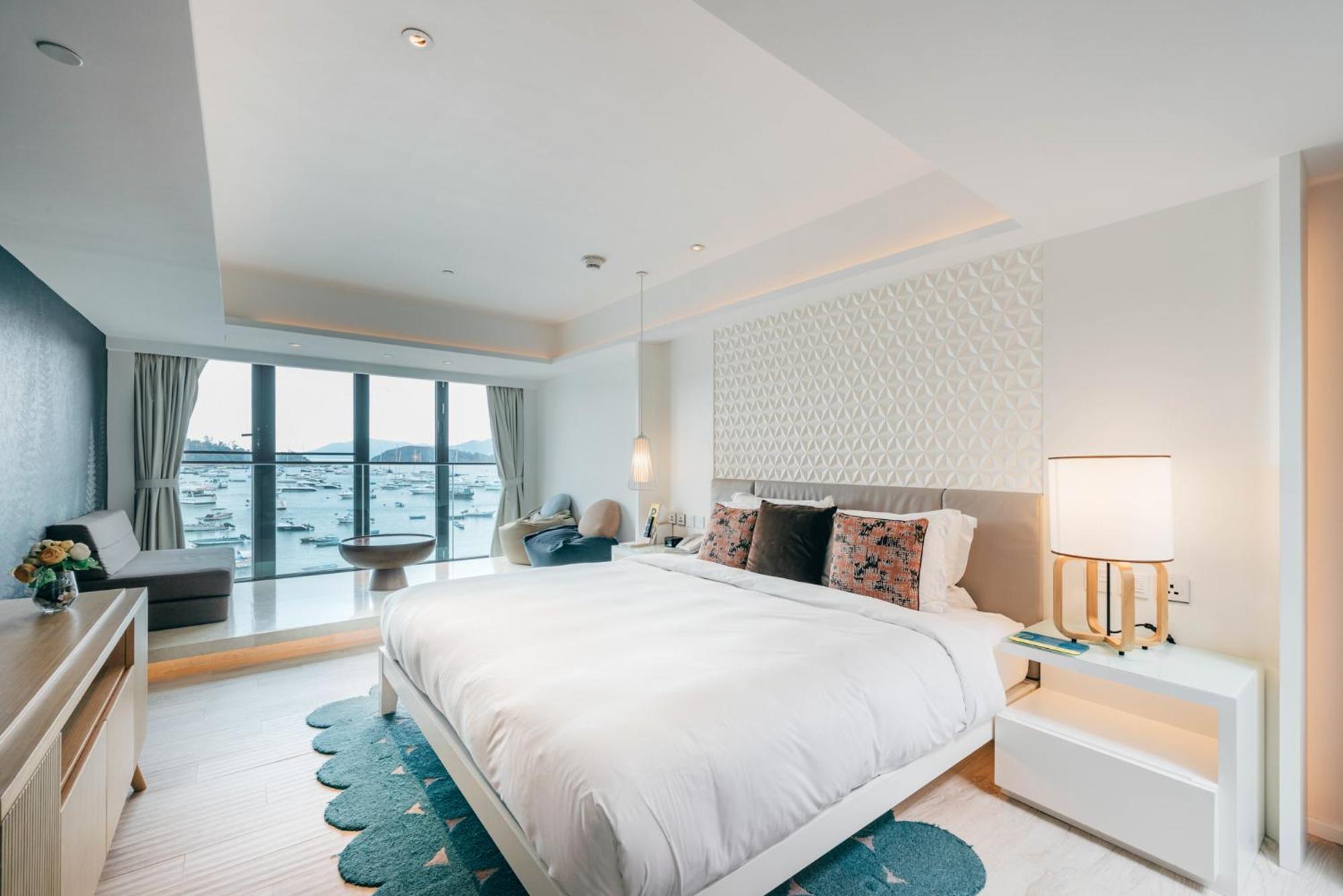 Premium Ocean Front Room