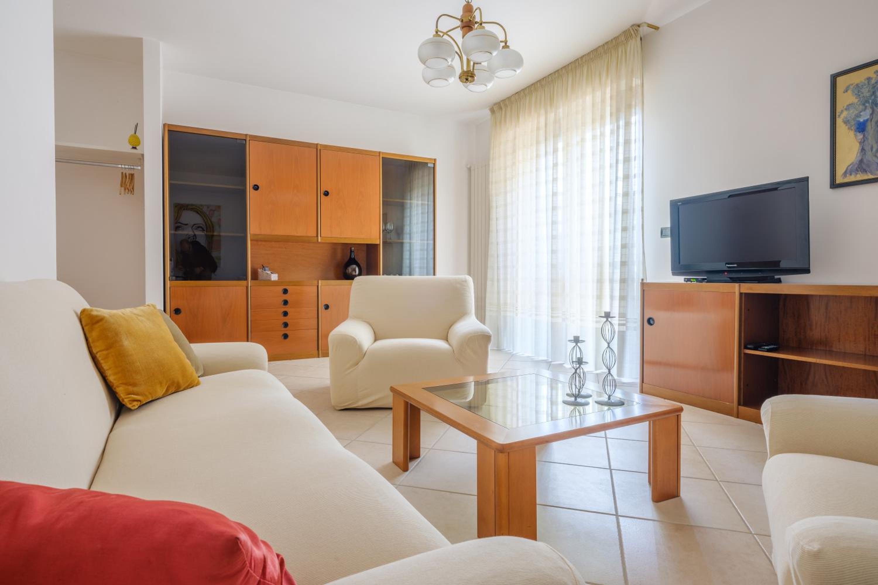 Superior Apartment with City View