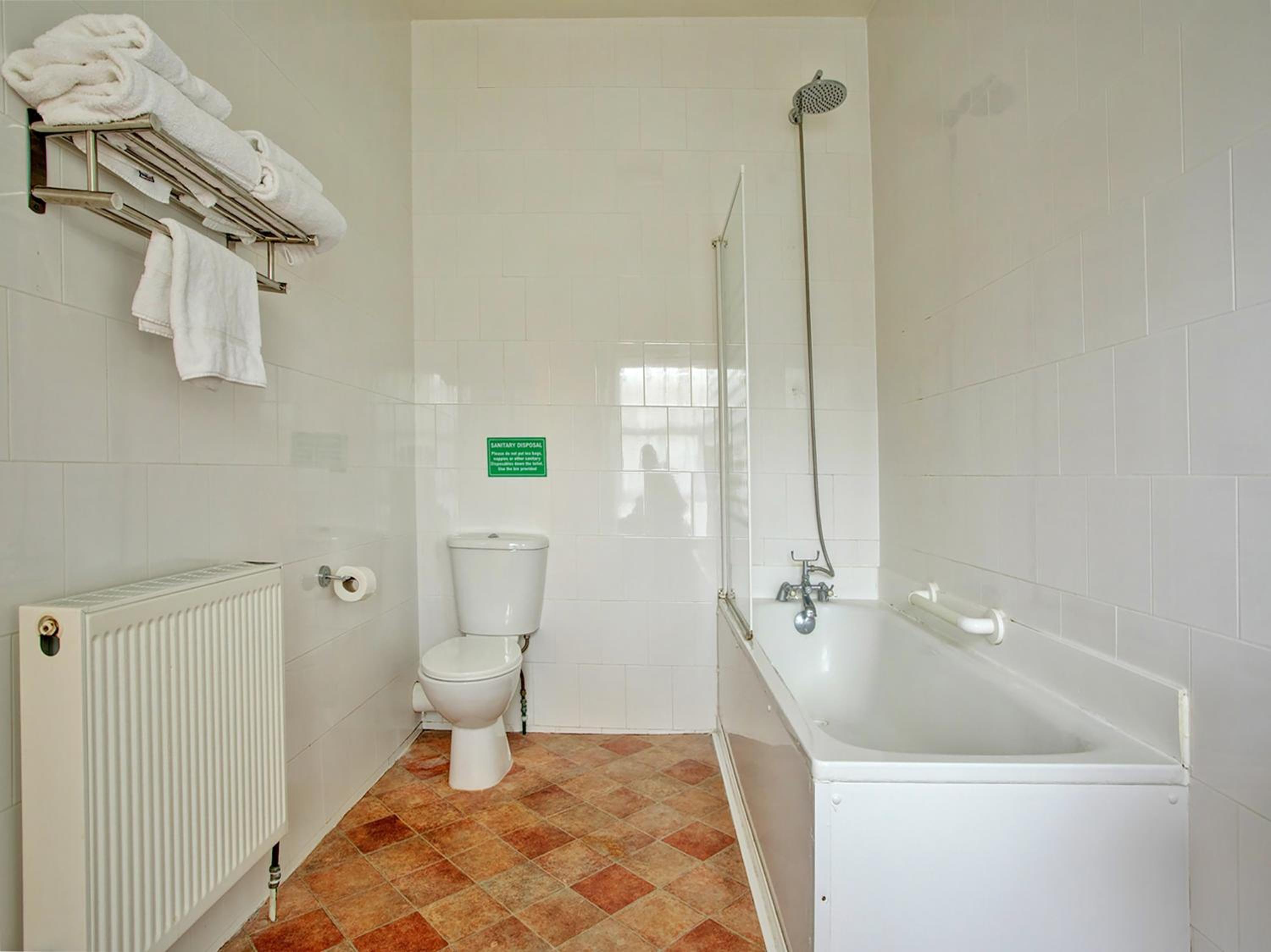 Standard Double Room - Photo 6