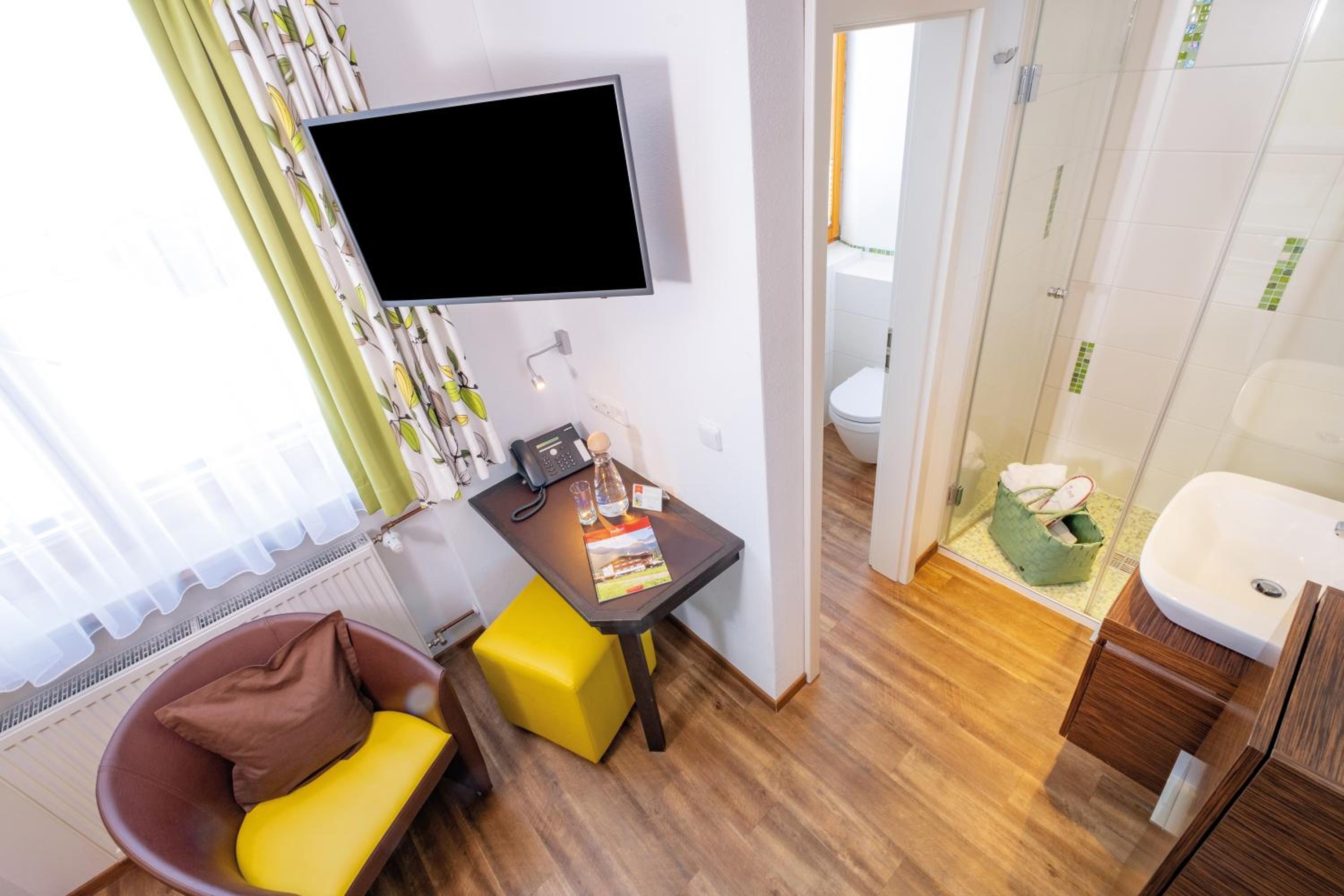 Standard Single Room photo 3