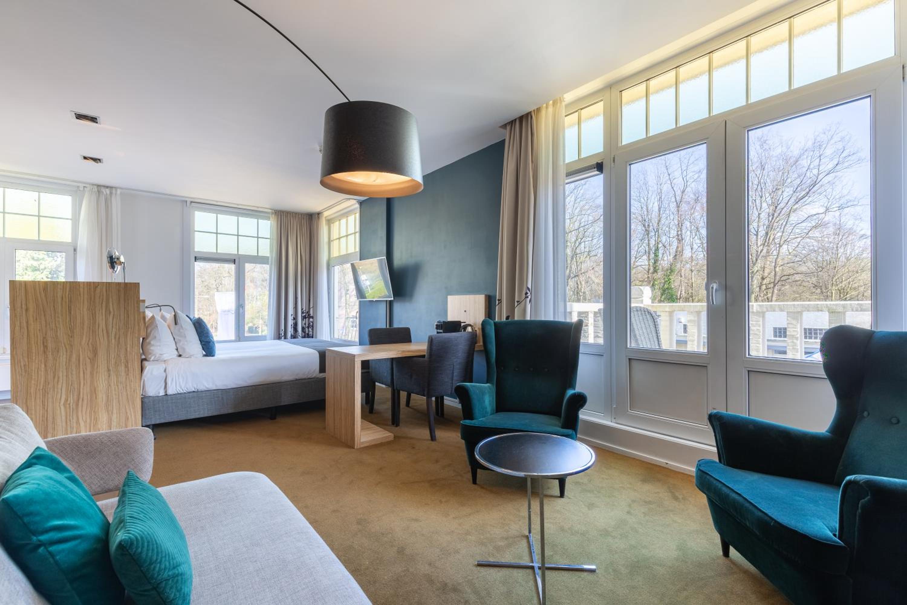 Suite - Photo 2
