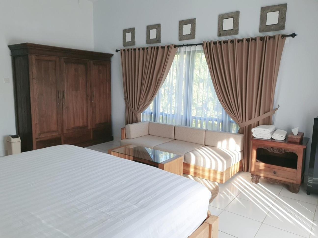 Deluxe King Room - Photo 5